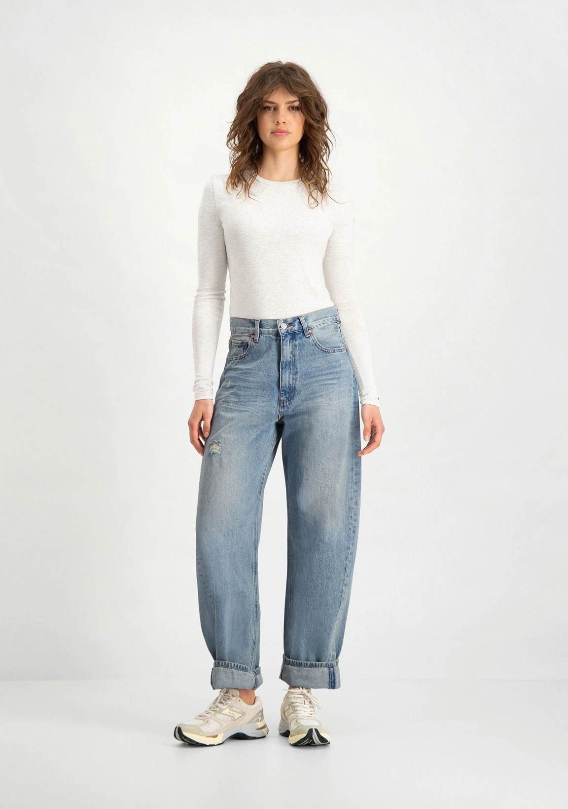 CIRCLE OF TRUST JEANS