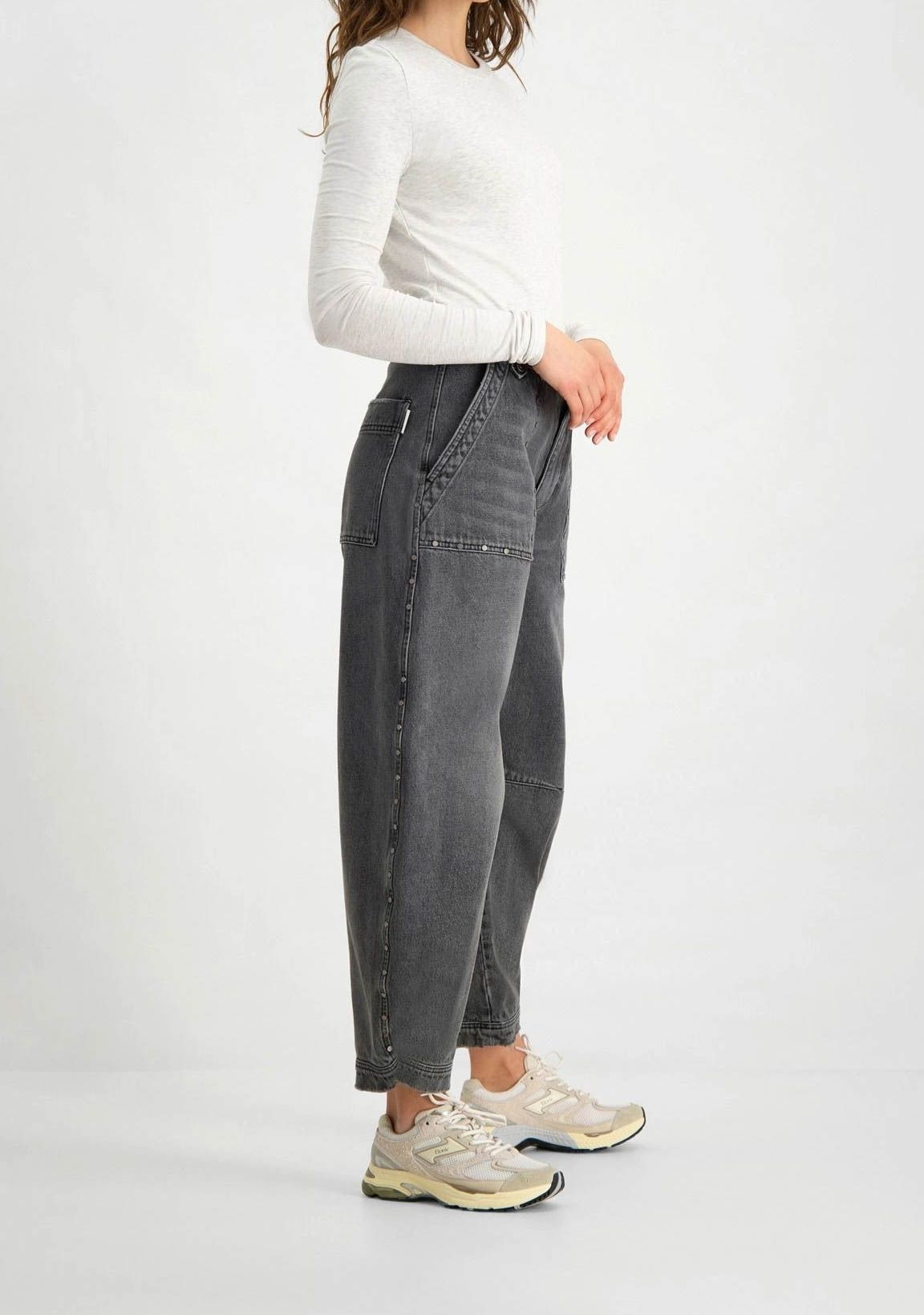 CIRCLE OF TRUST JEANS