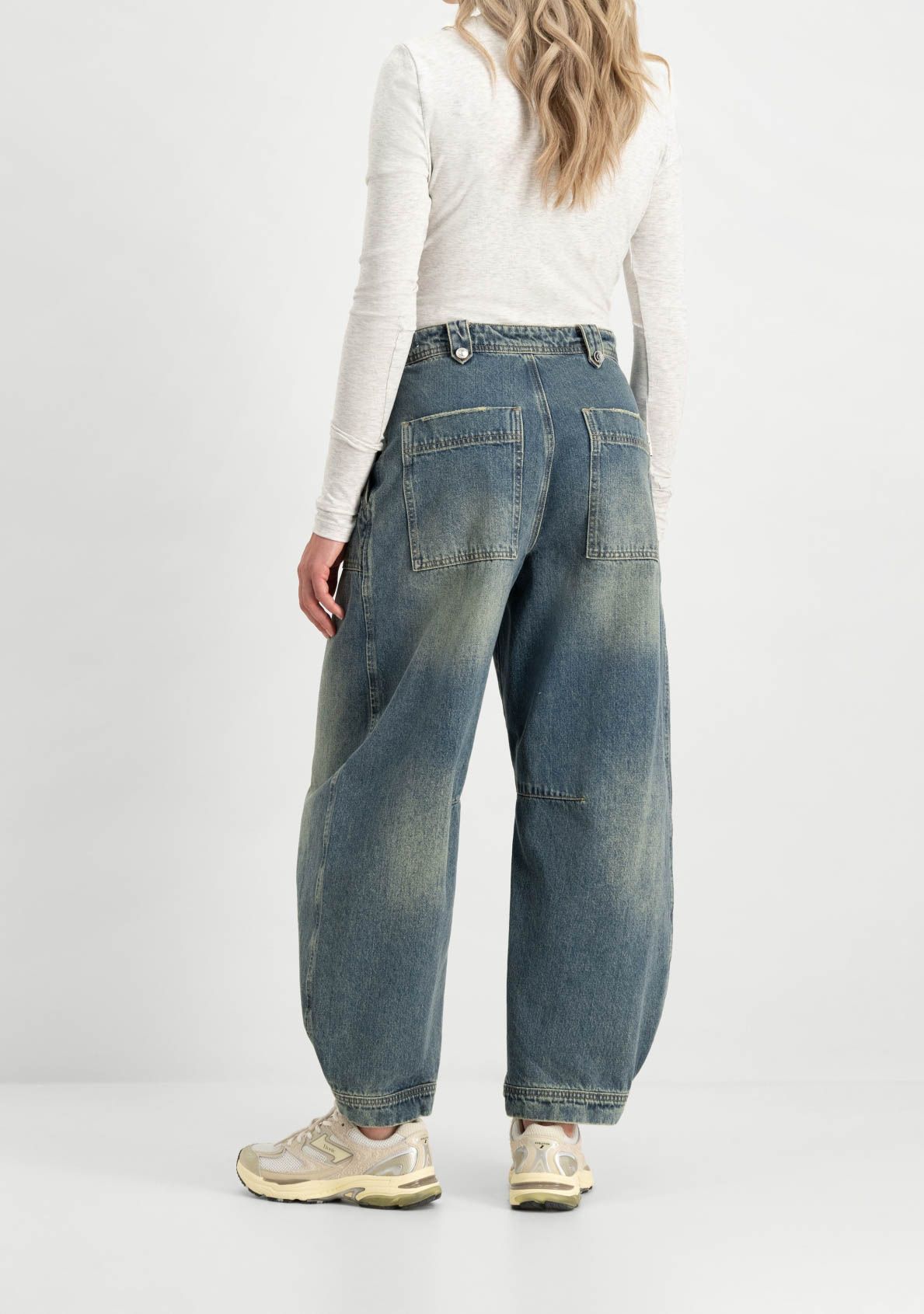 CIRCLE OF TRUST JEANS