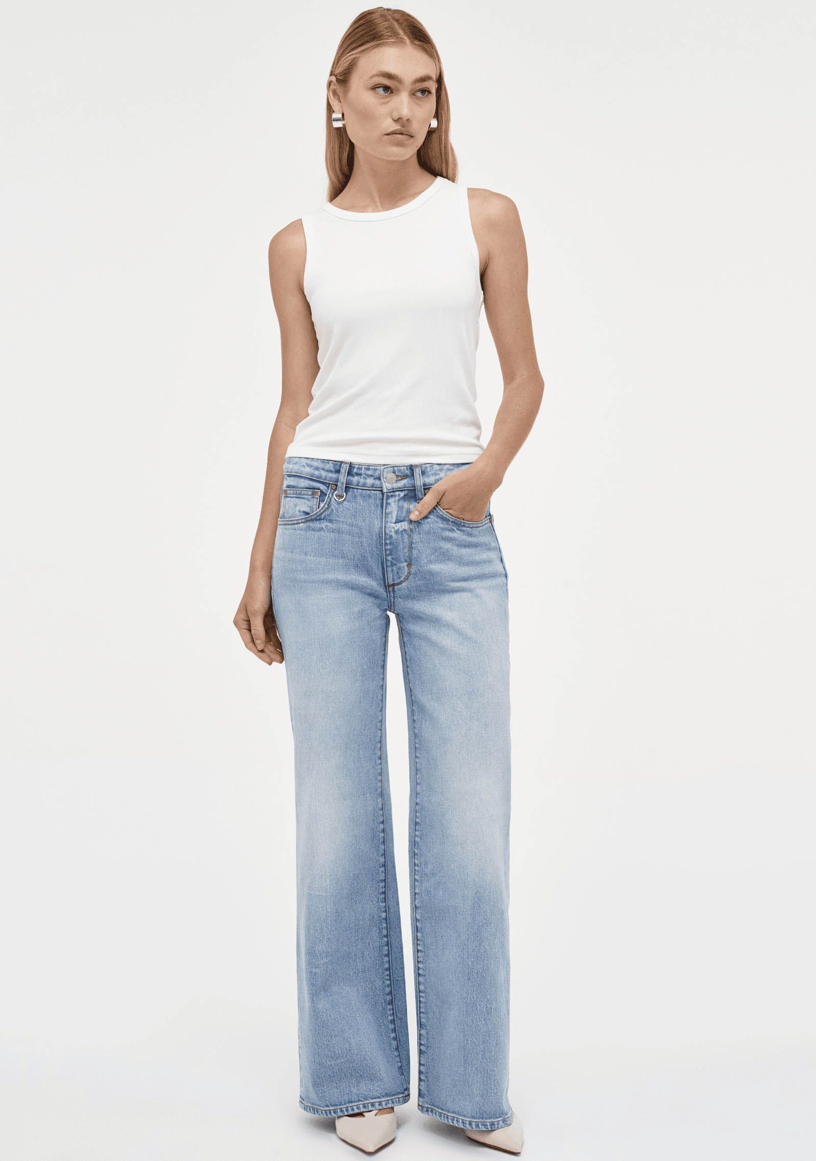 NEUW JEANS