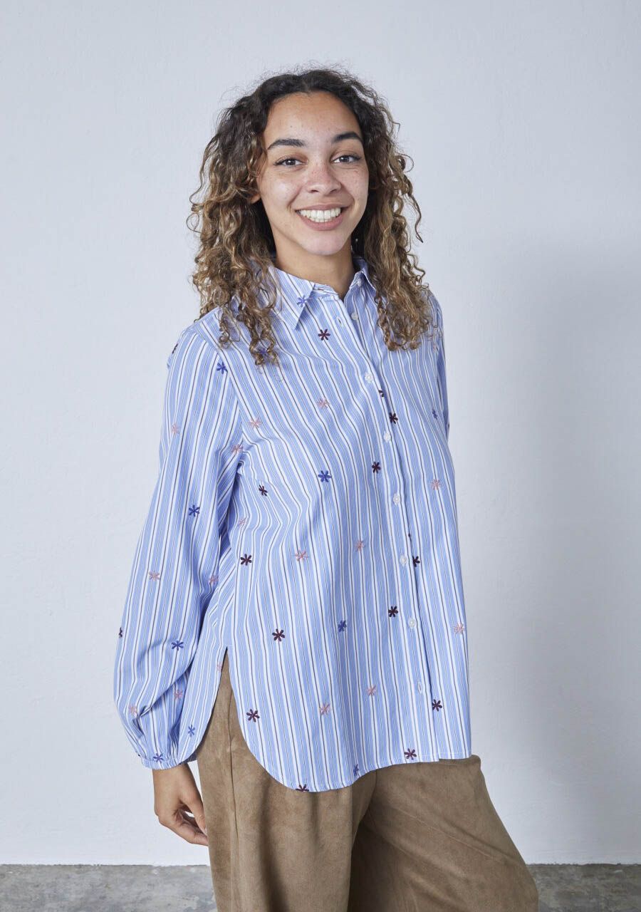 SISTERS POINT BLOUSE
