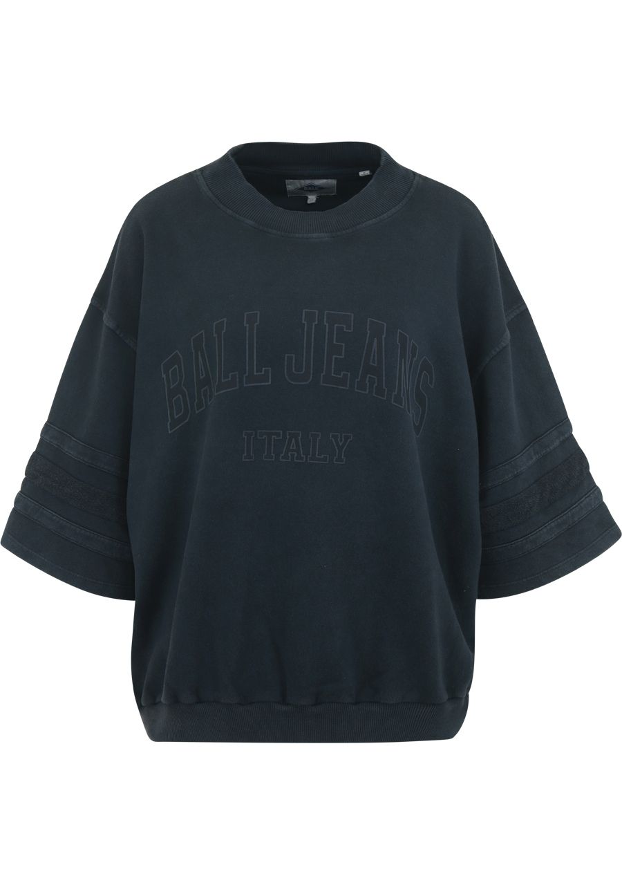 BALL SWEATER