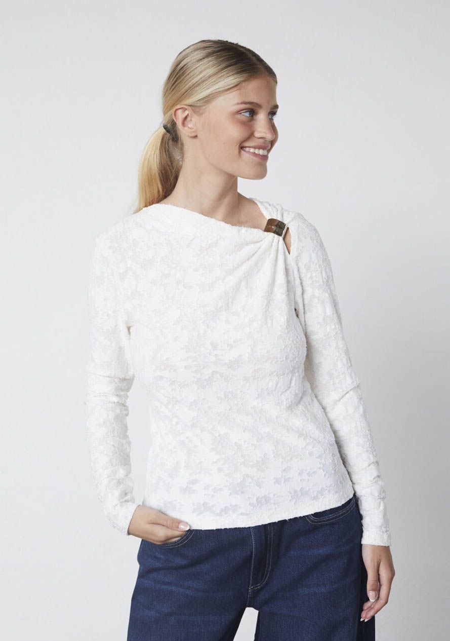 SISTERS POINT SHIRT