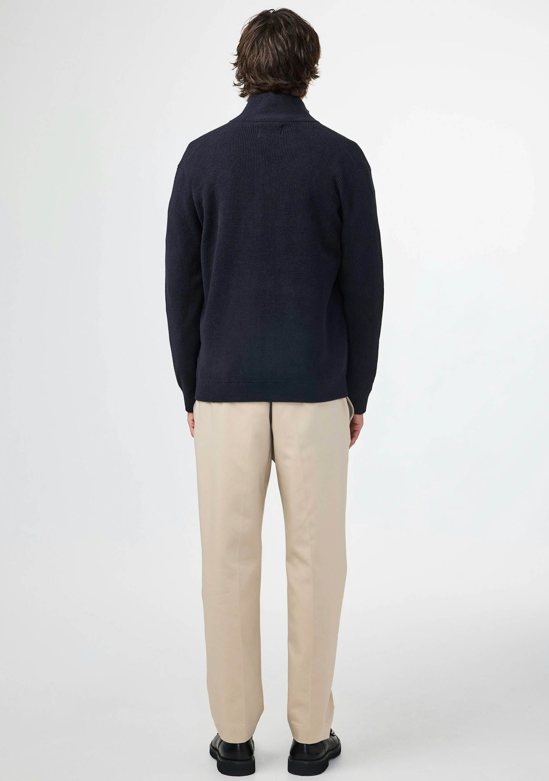 NN07 VEST