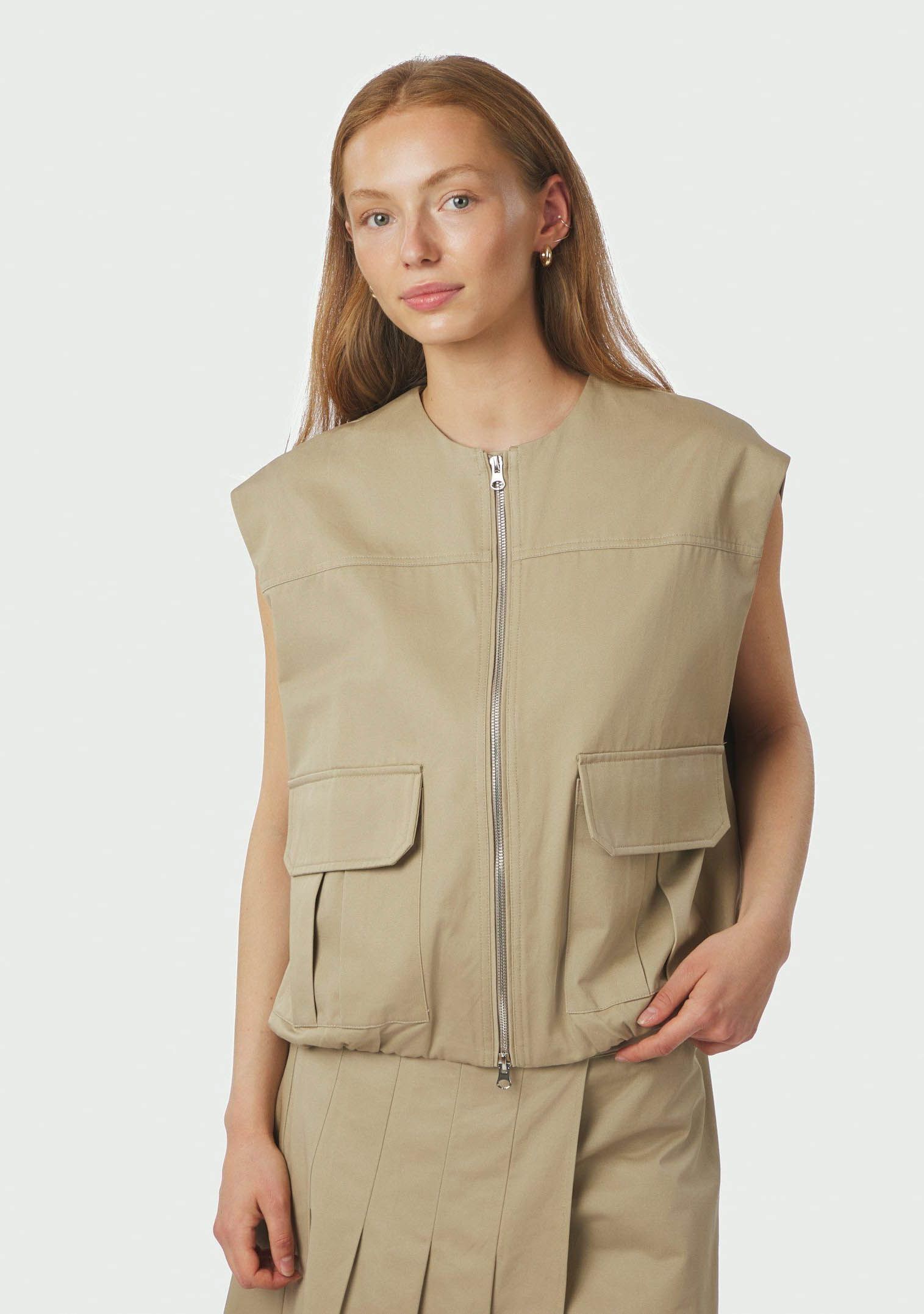 NEO NOIR GILET