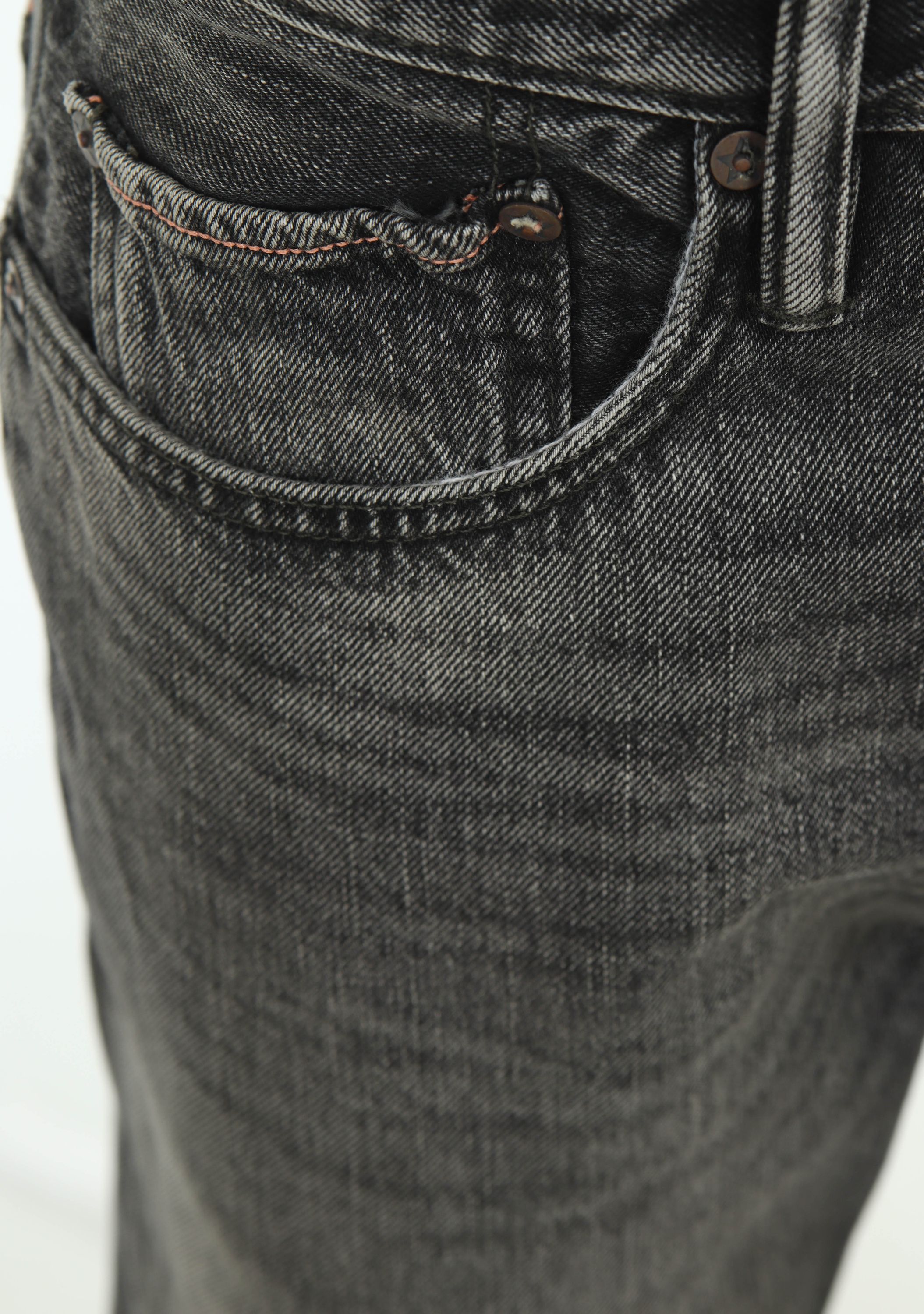 -1 NORDIC DENIM JEANS