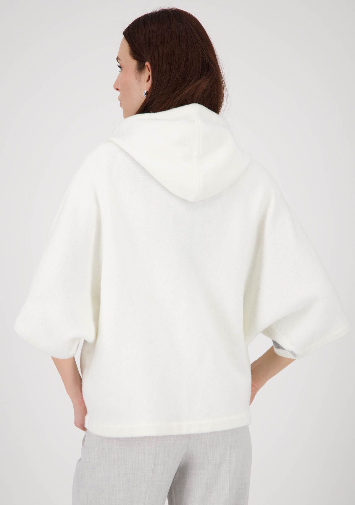 MONARI VEST