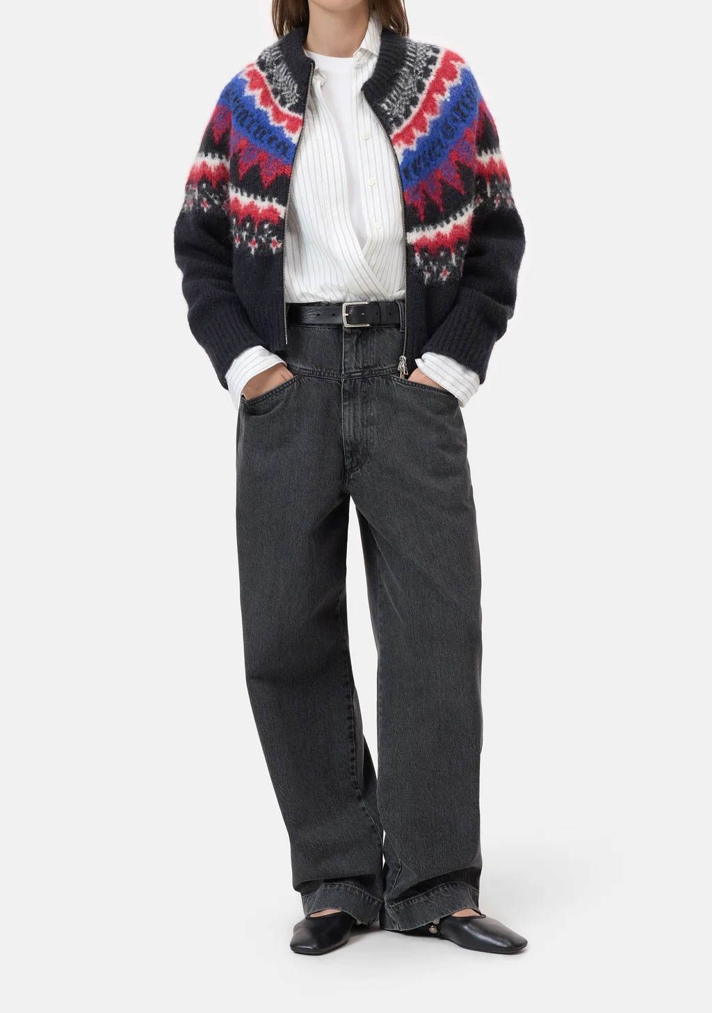 CLOSED VEST