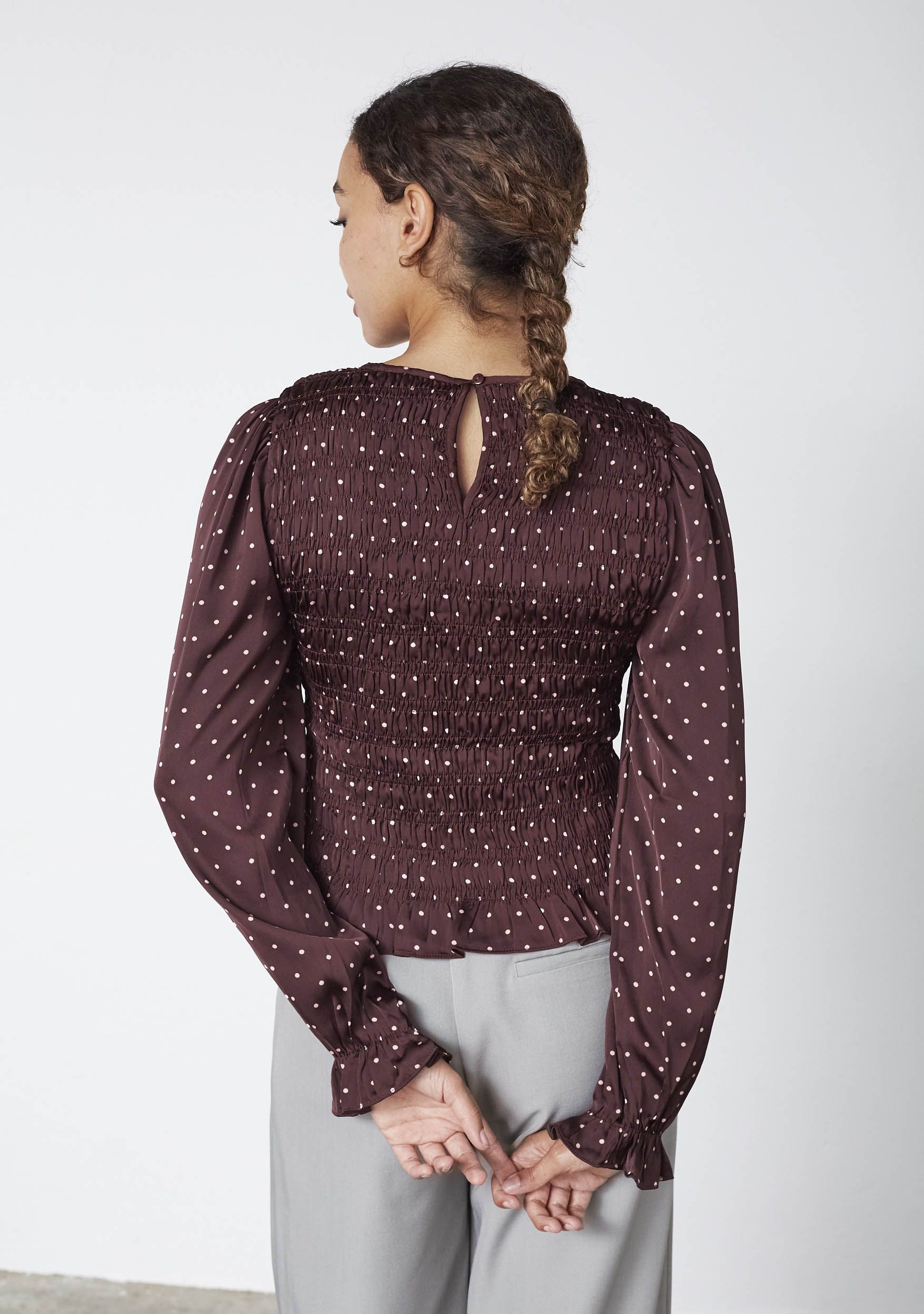 SISTERS POINT BLOUSE