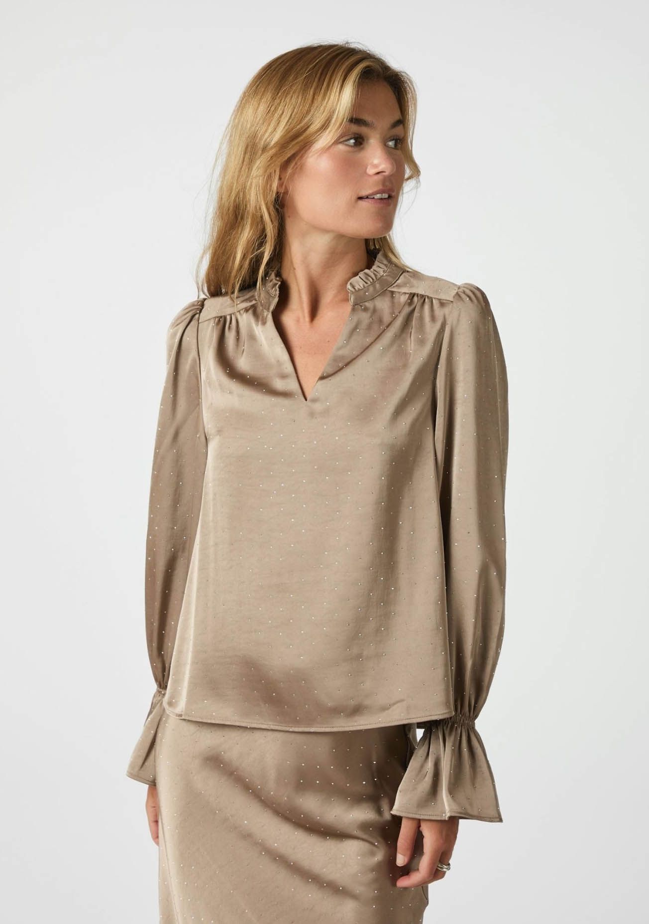 NEO NOIR BLOUSE
