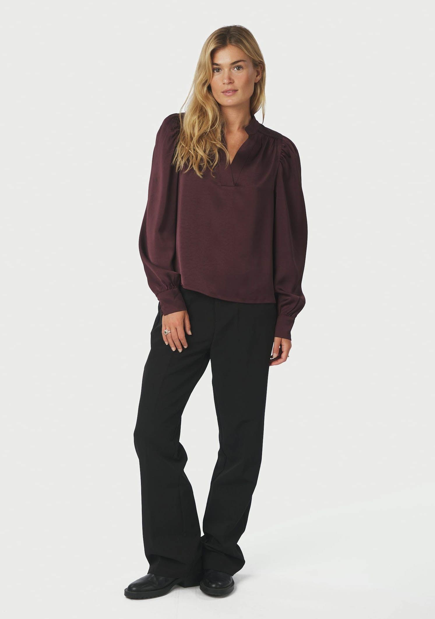 NEO NOIR BLOUSE