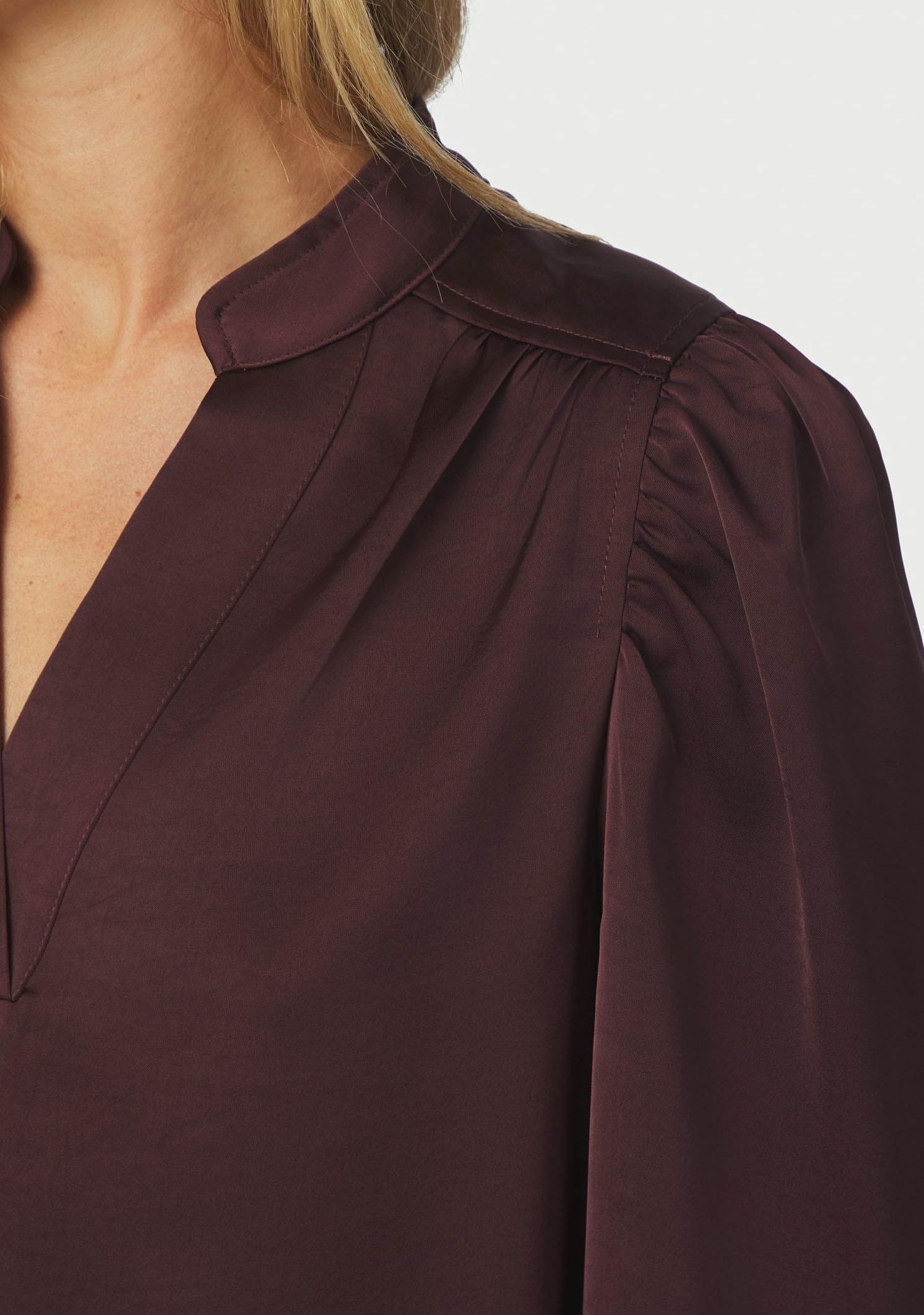 NEO NOIR BLOUSE