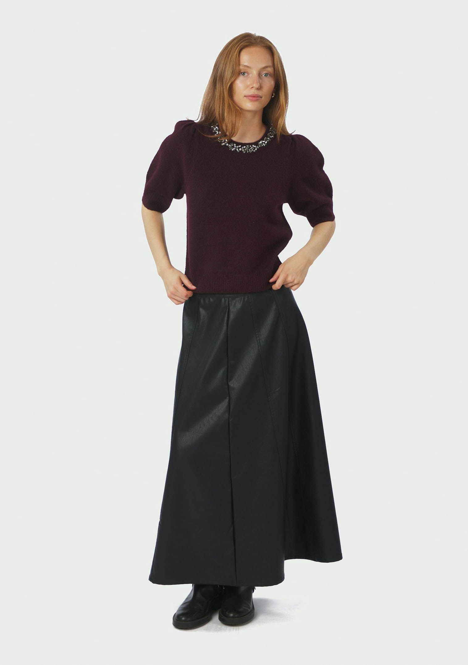 NEO NOIR TRUI KORTE MOUW