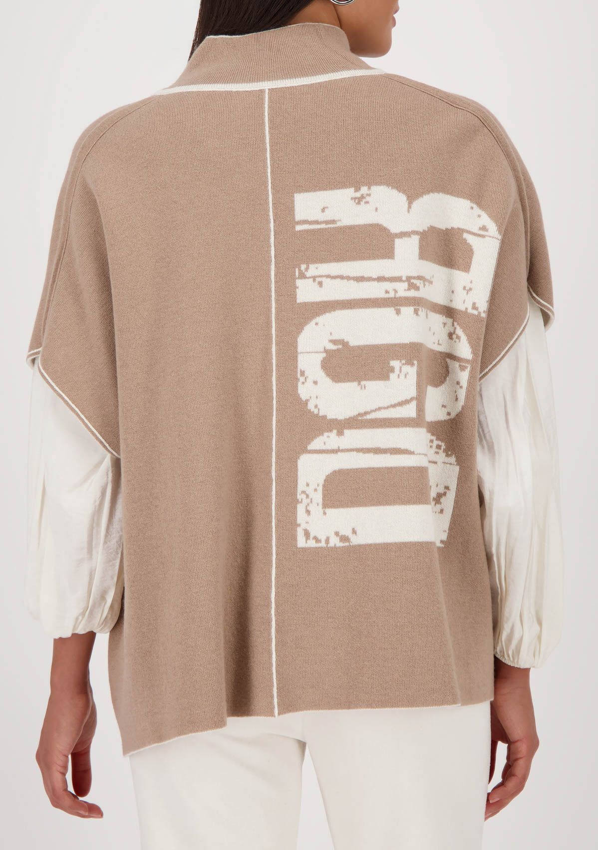 MONARI VEST