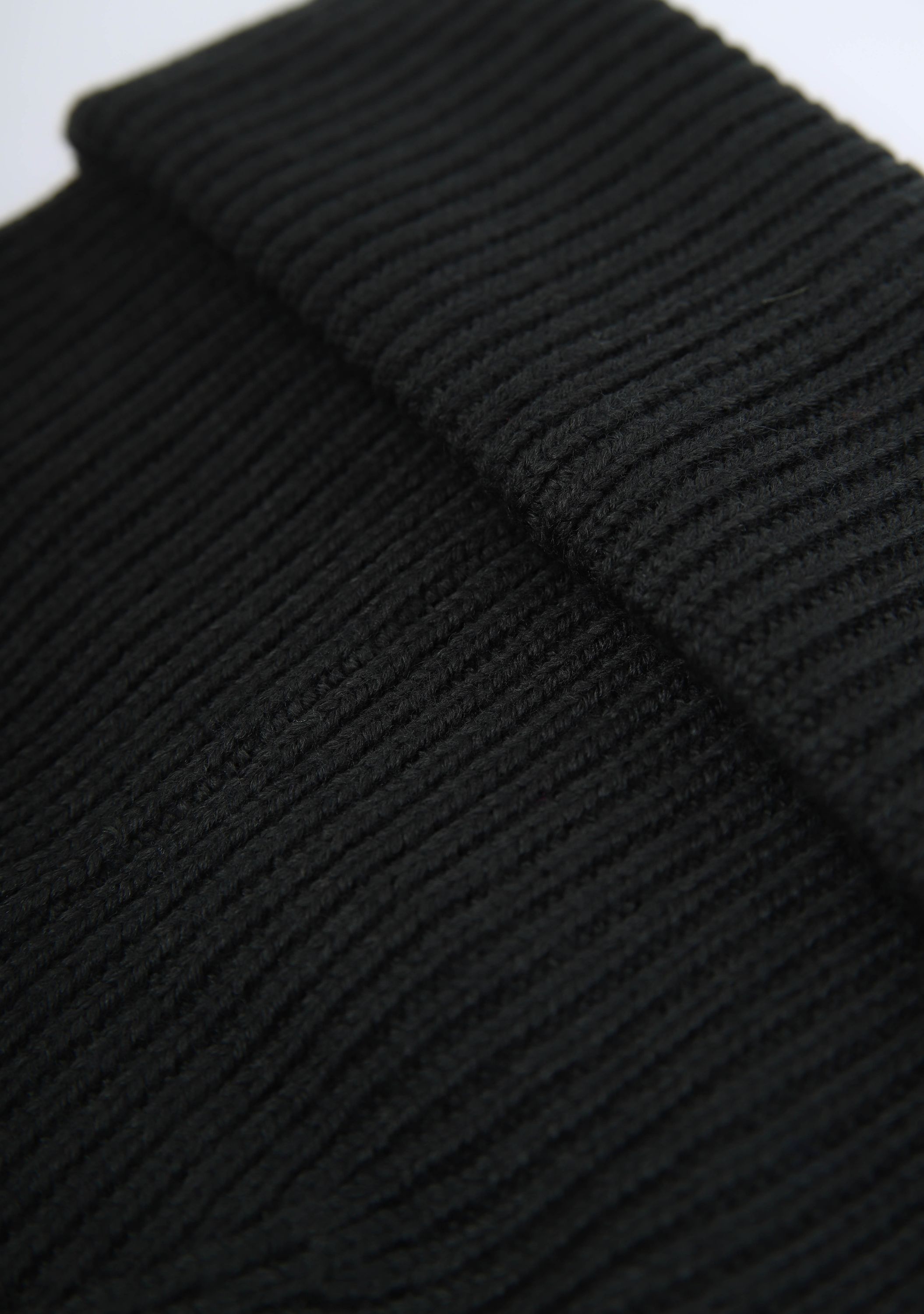 BARTS SHAWL/MUTS