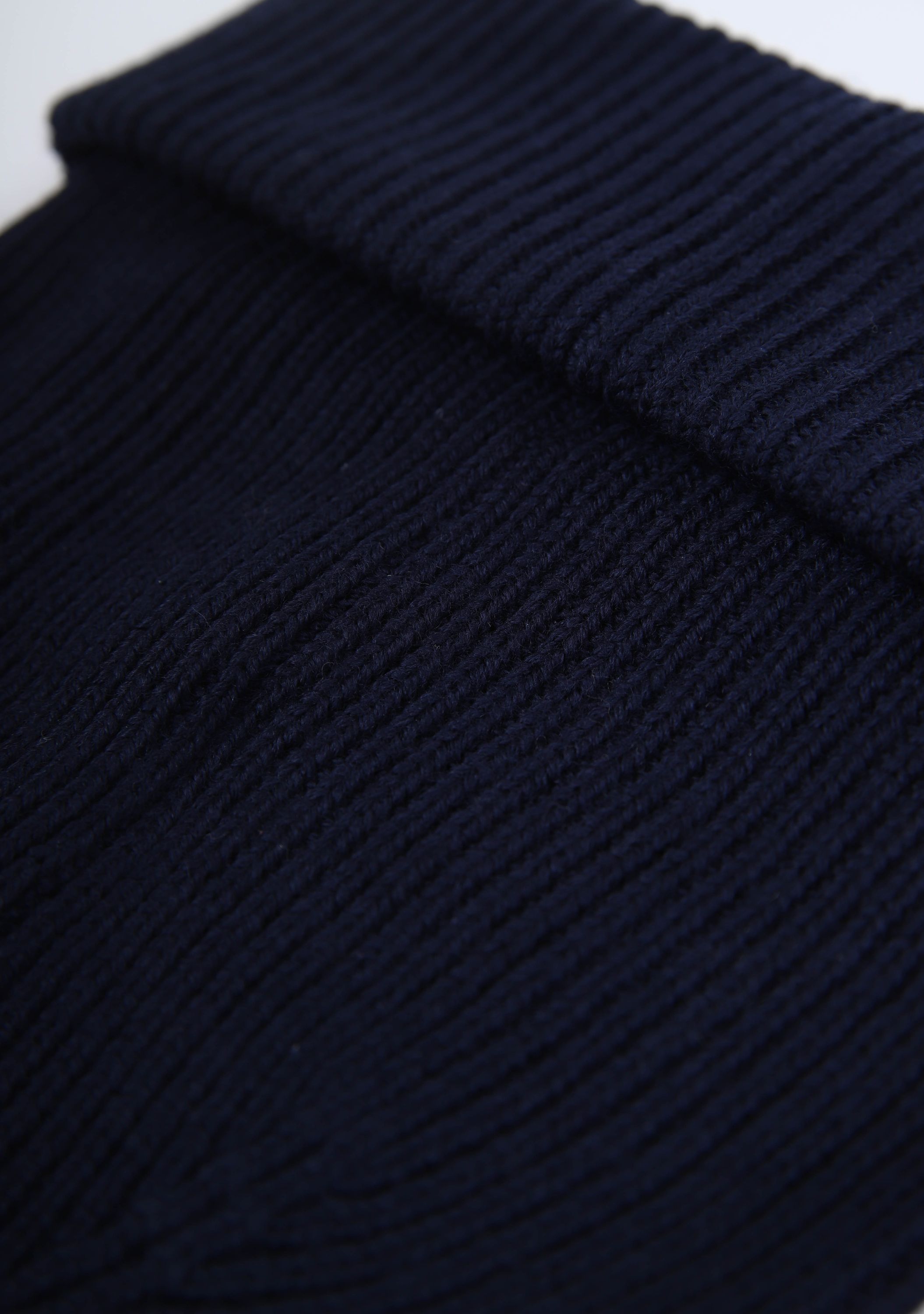 BARTS SHAWL/MUTS