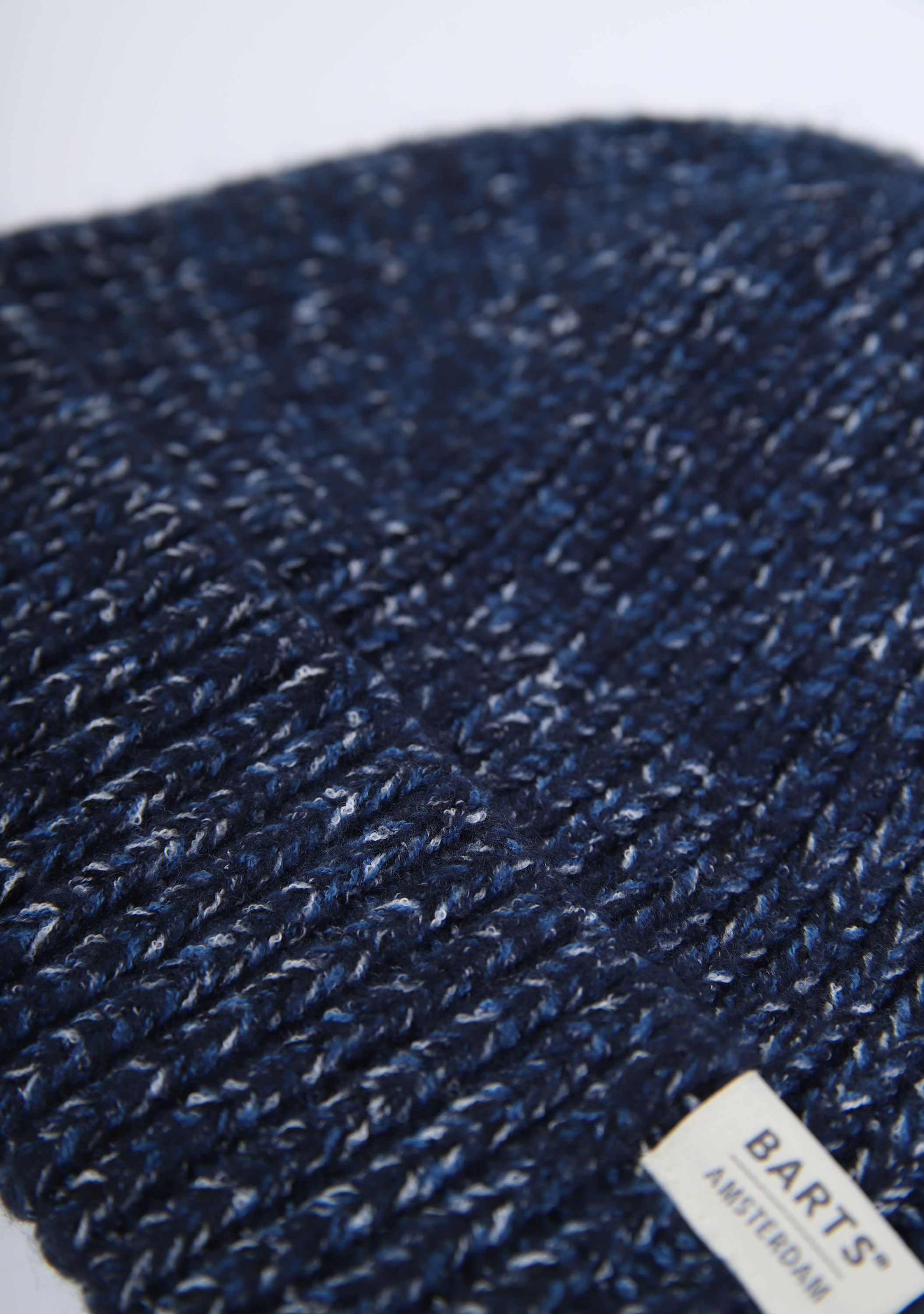 BARTS SHAWL/MUTS