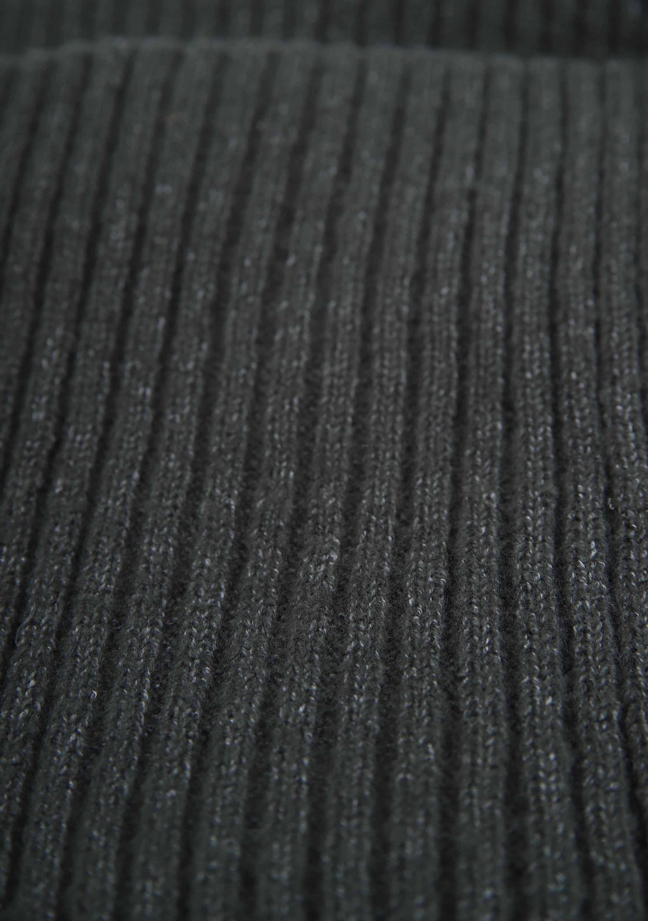 BARTS SHAWL/MUTS
