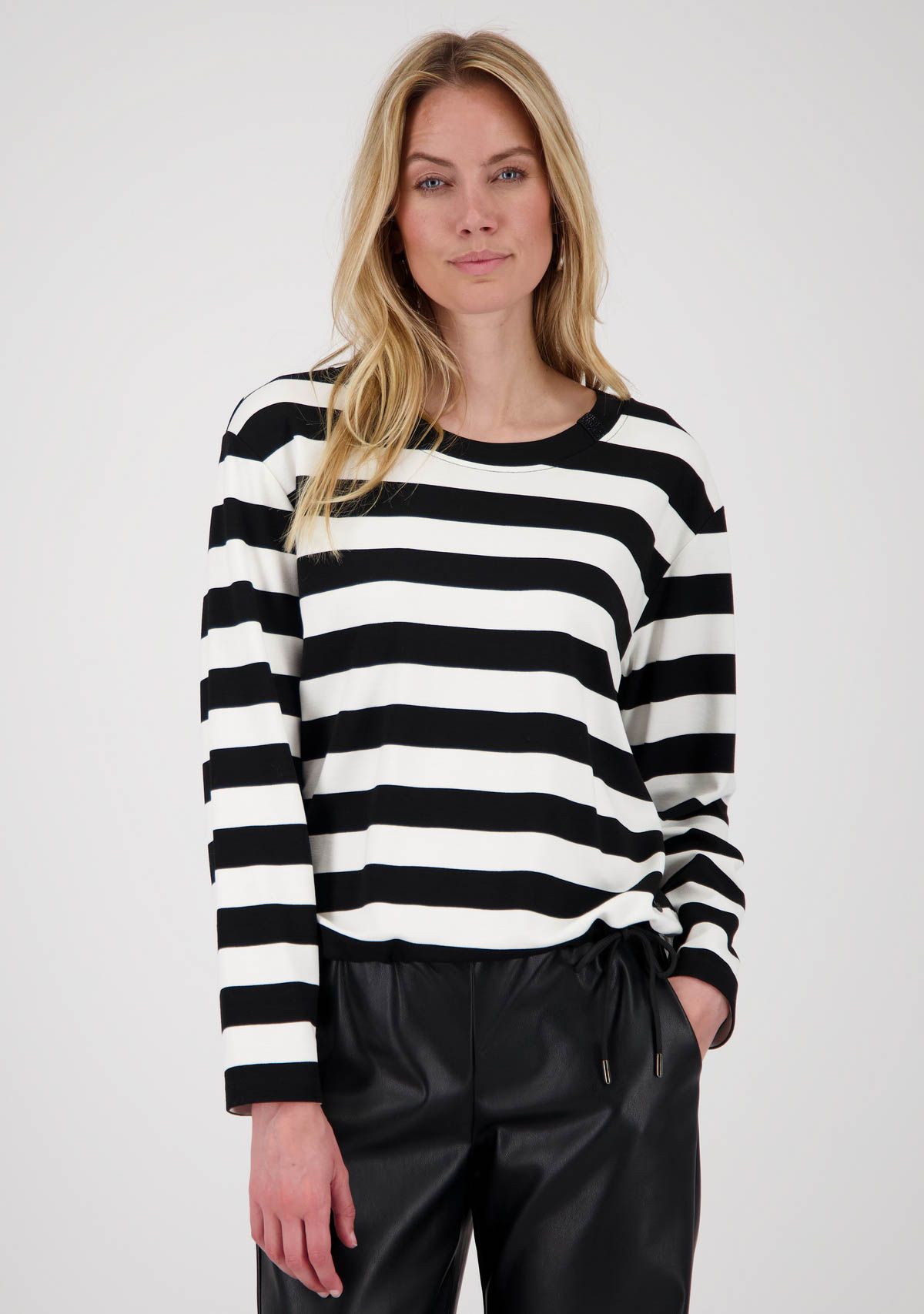 MONARI SWEATER