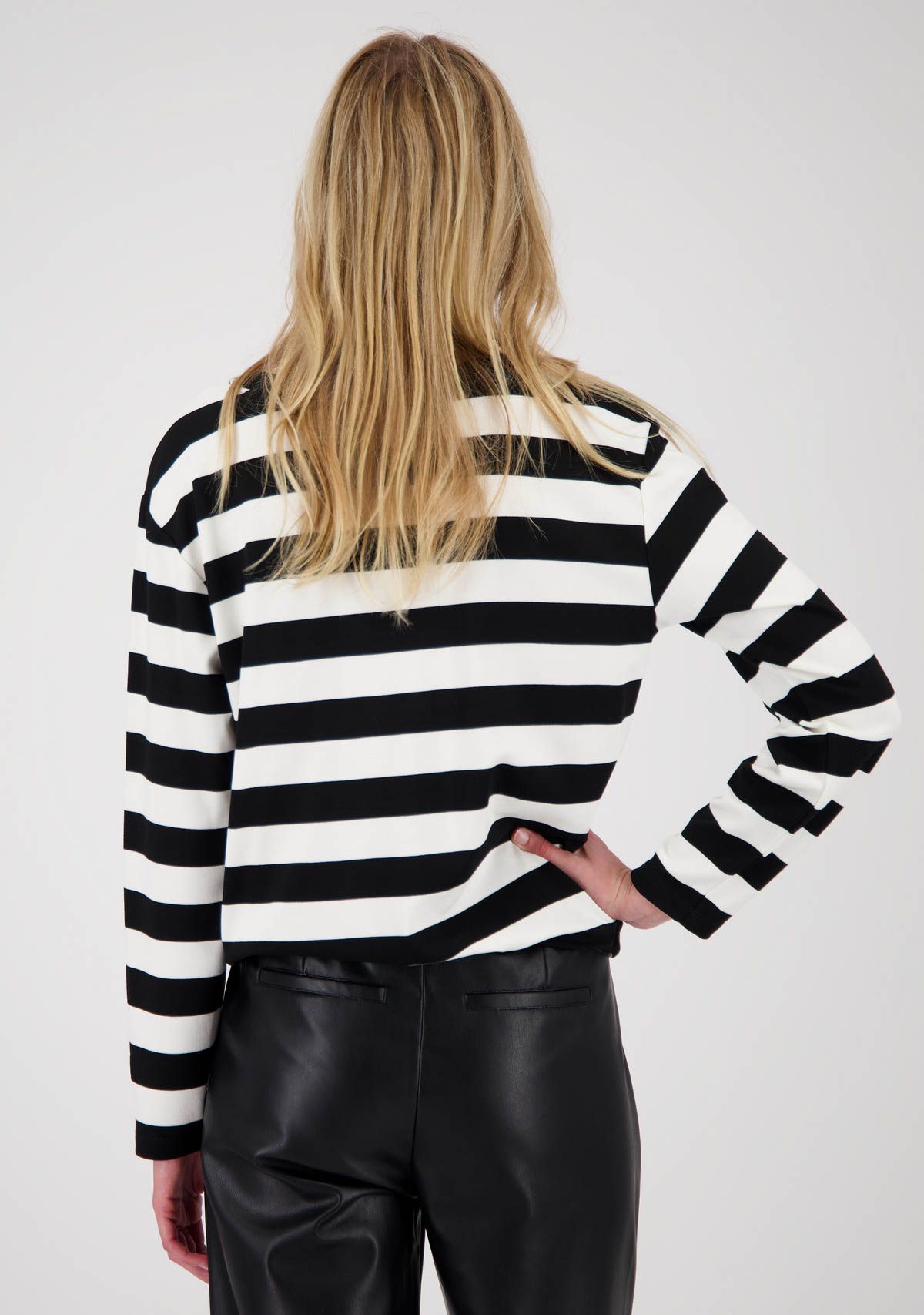 MONARI SWEATER