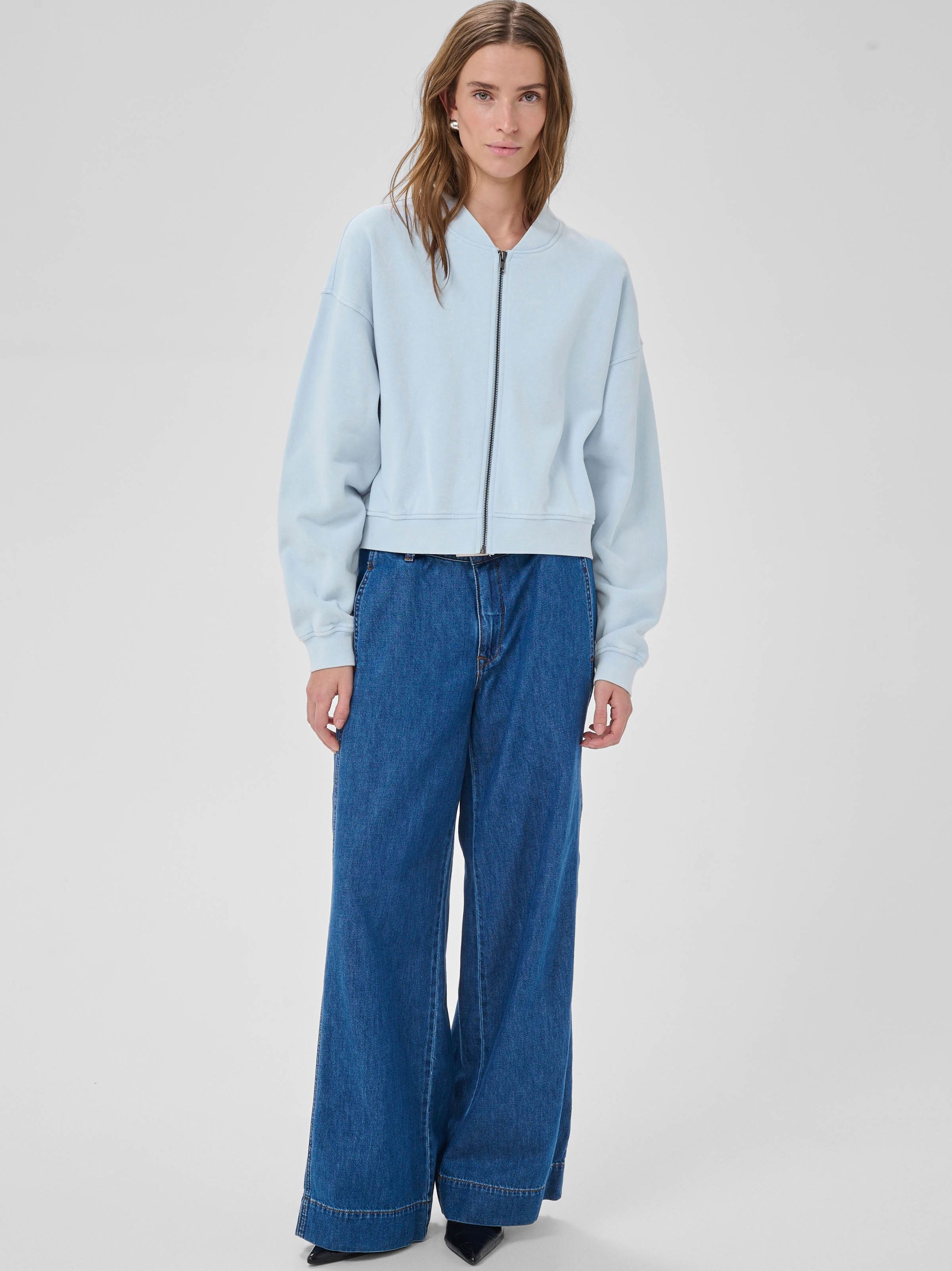 MY ESSENTIAL WARDROBE VEST