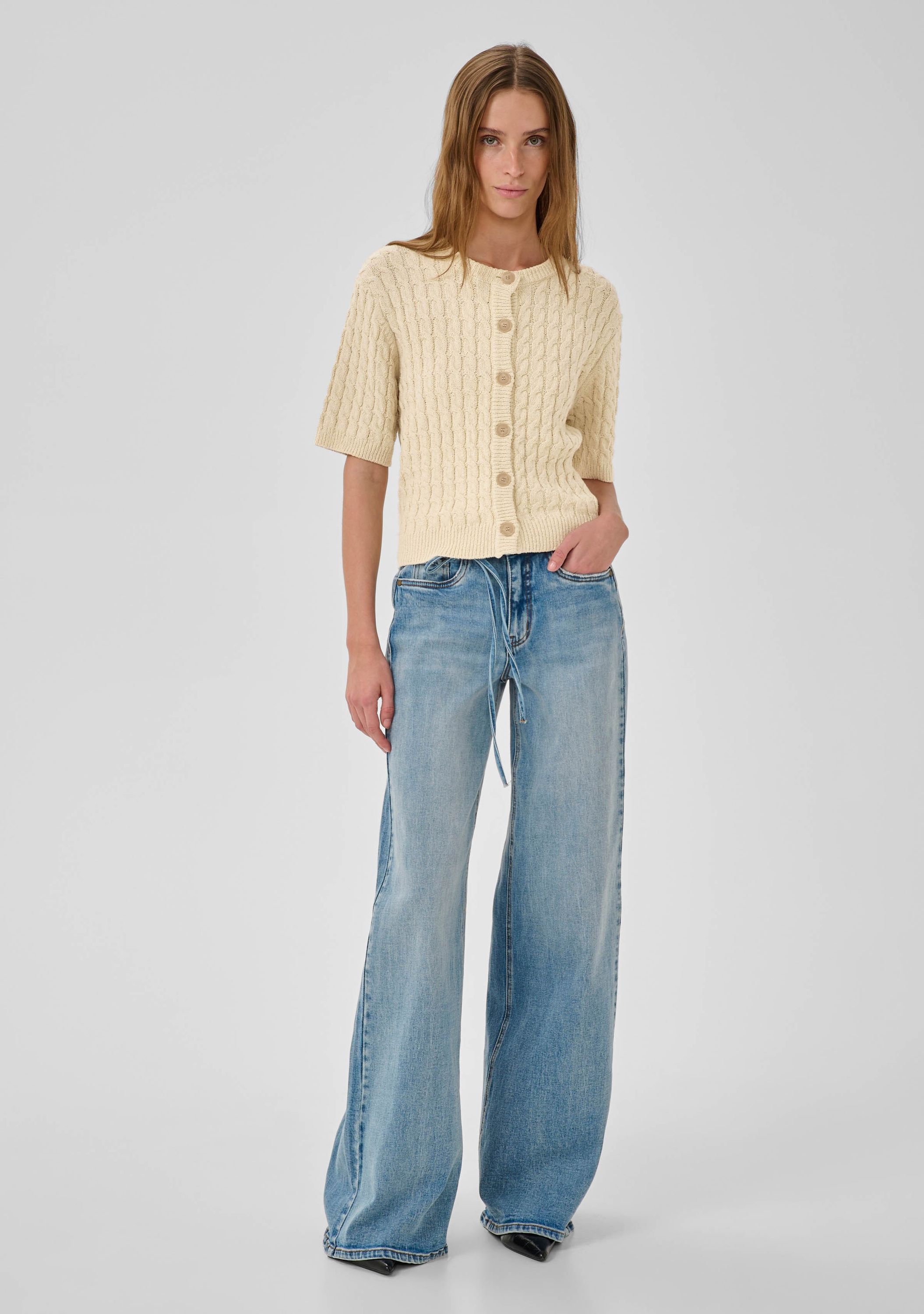 MY ESSENTIAL WARDROBE VEST