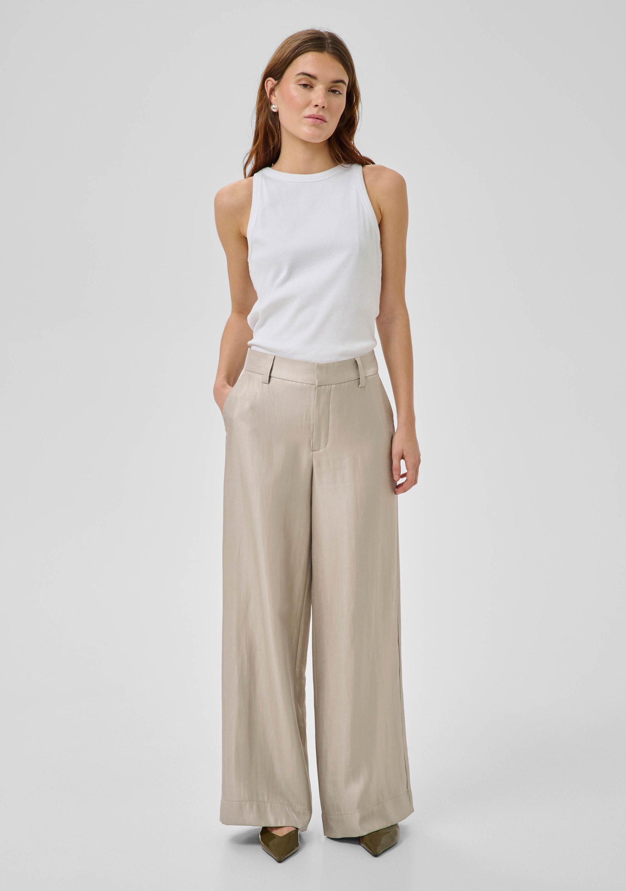 MY ESSENTIAL WARDROBE PANTALON