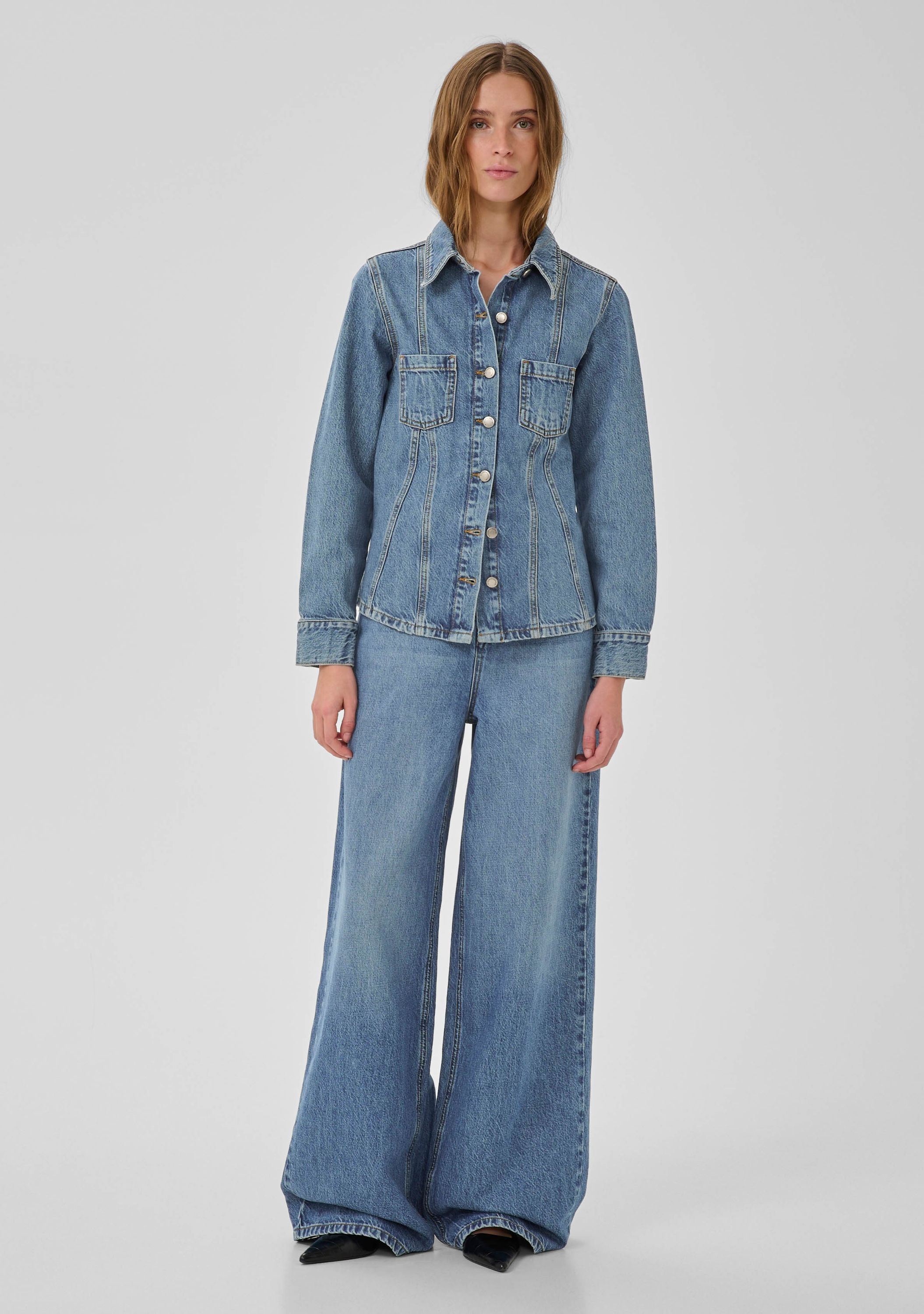 MY ESSENTIAL WARDROBE DENIMJACK