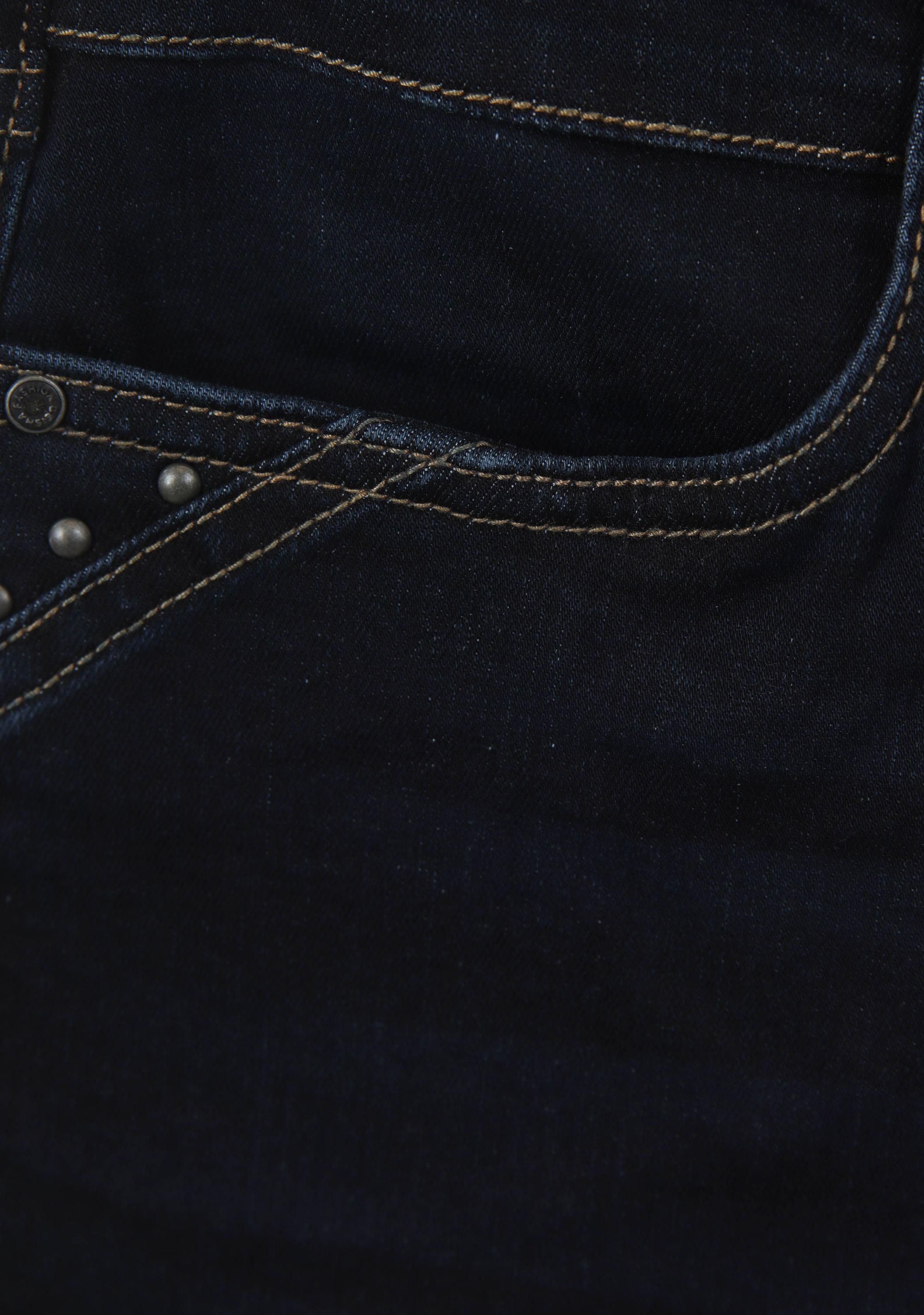 GEISHA JEANS