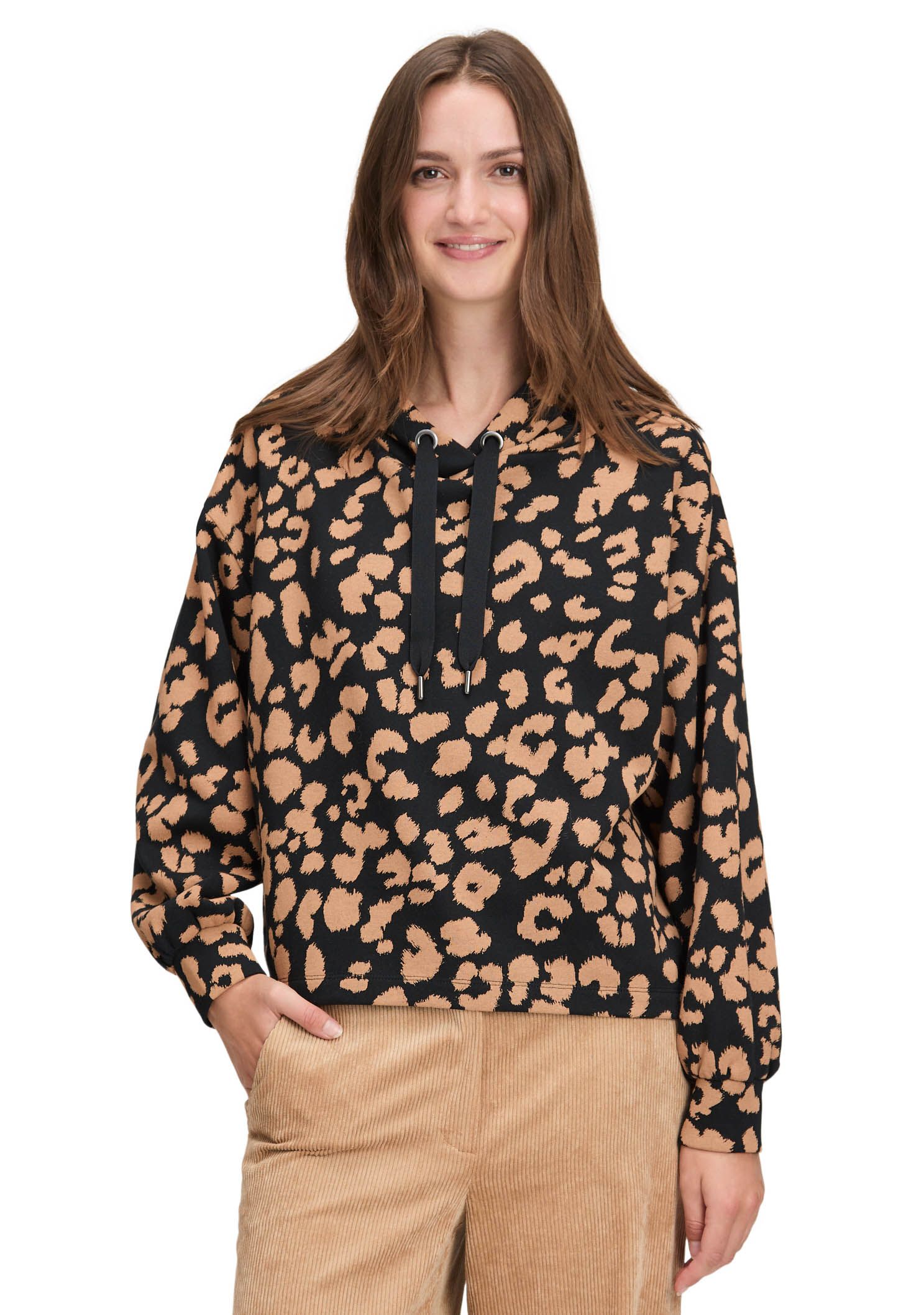 BETTY & CO SWEATER
