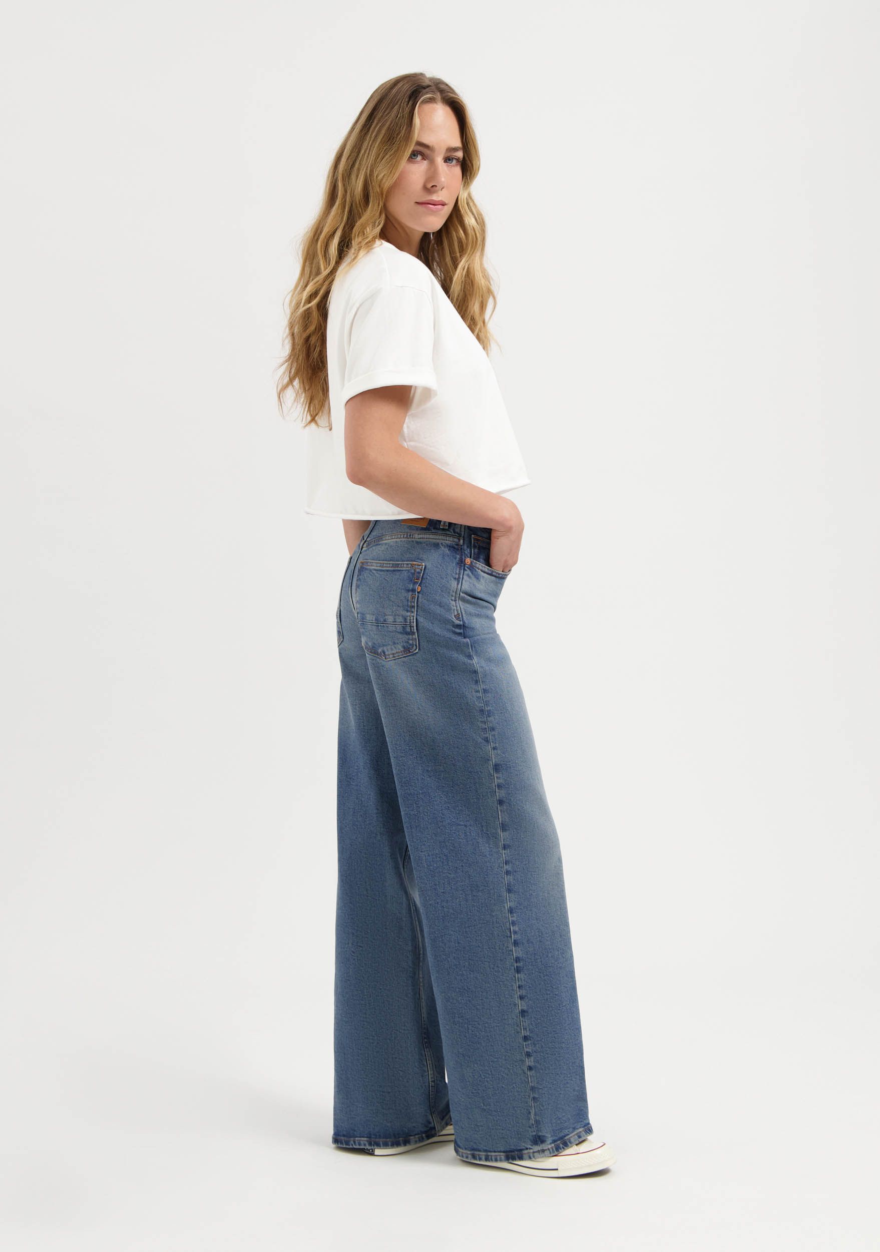 KUYICHI JEANS