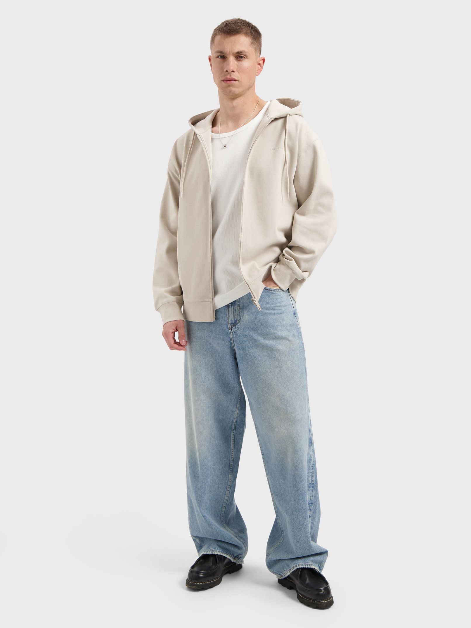 LAW OF THE SEA - VEST - Beige