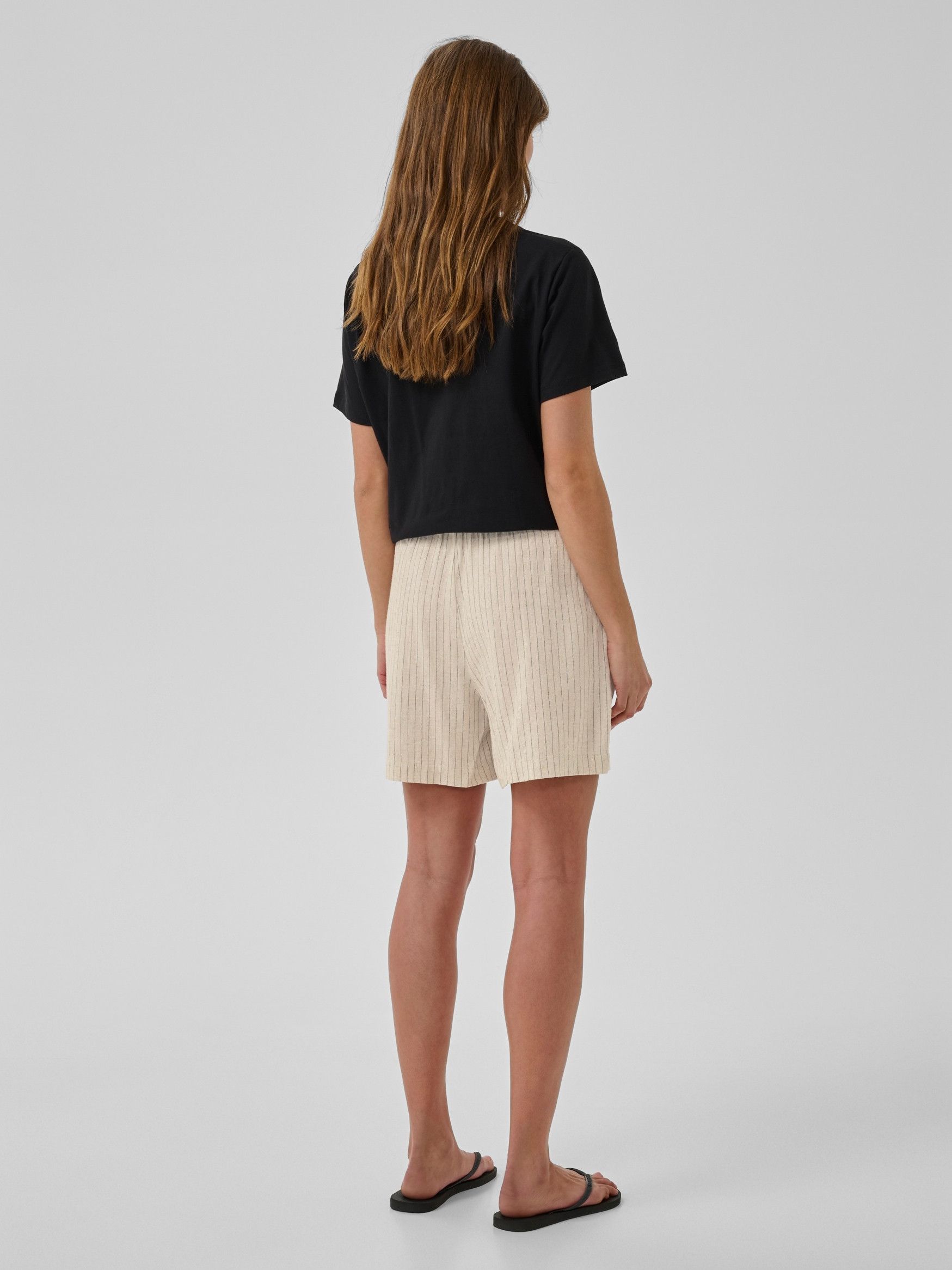 MY ESSENTIAL WARDROBE - SHORT - Beige