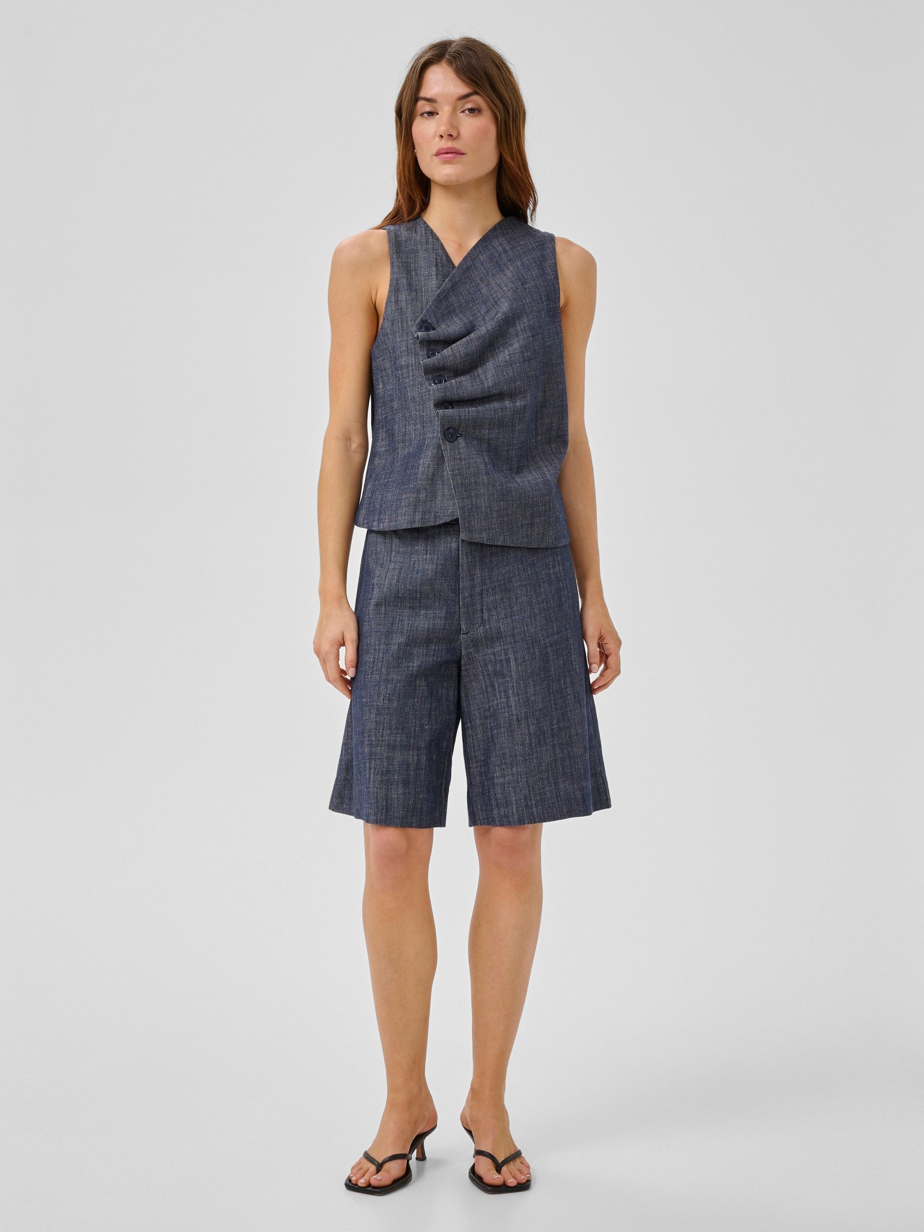 MY ESSENTIAL WARDROBE BERMUDA