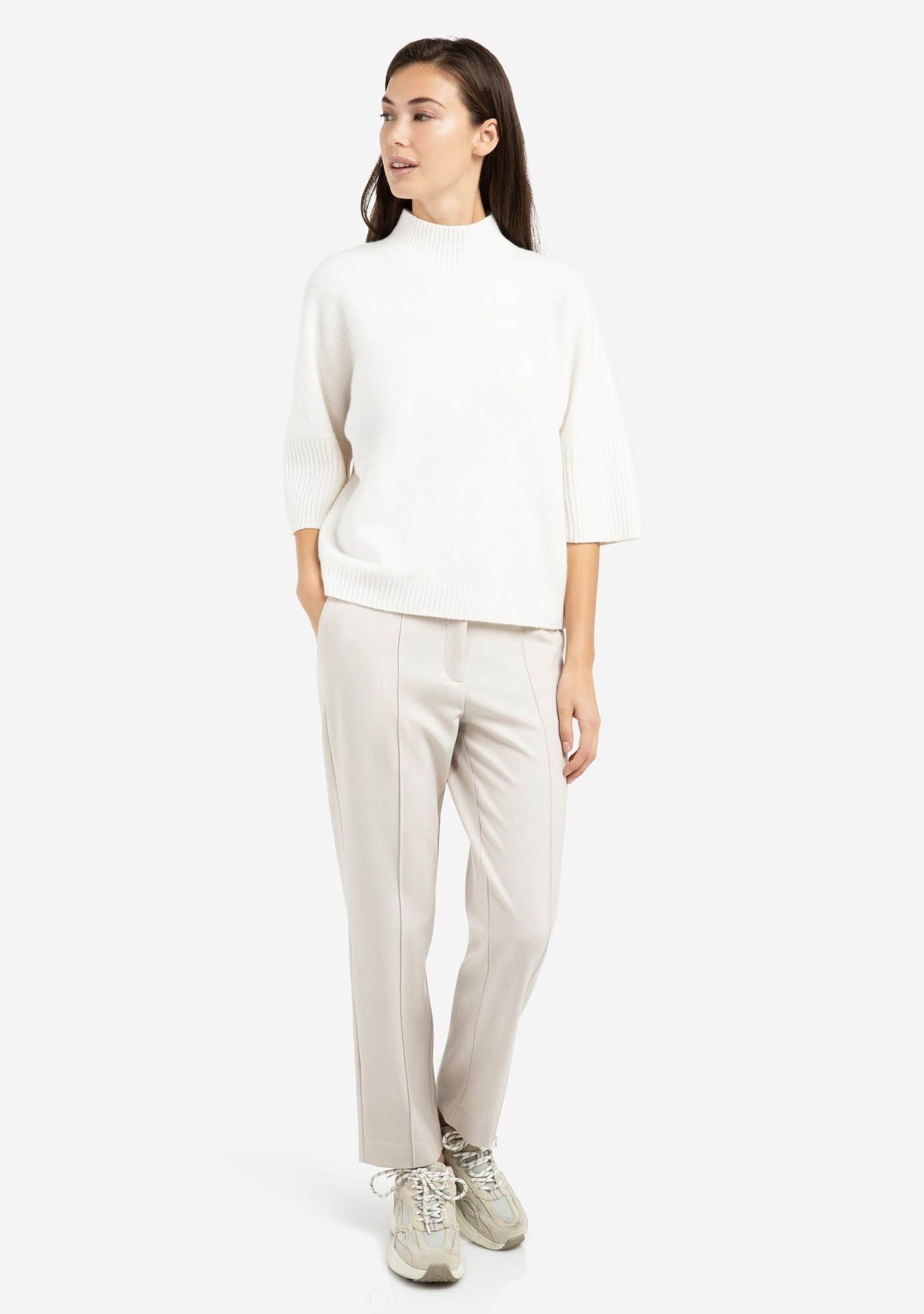 YAYA TRUI KORTE MOUW