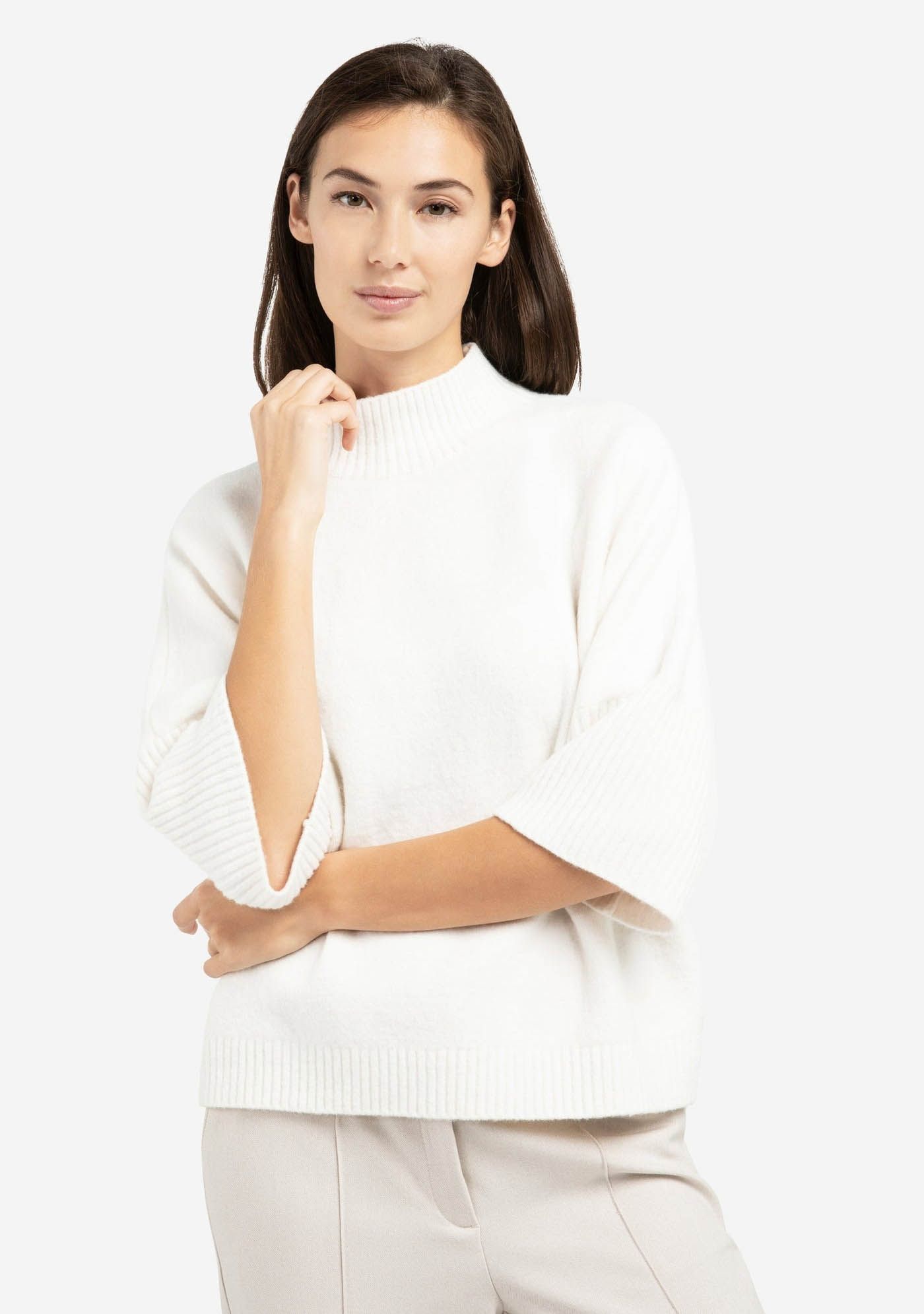 YAYA TRUI KORTE MOUW