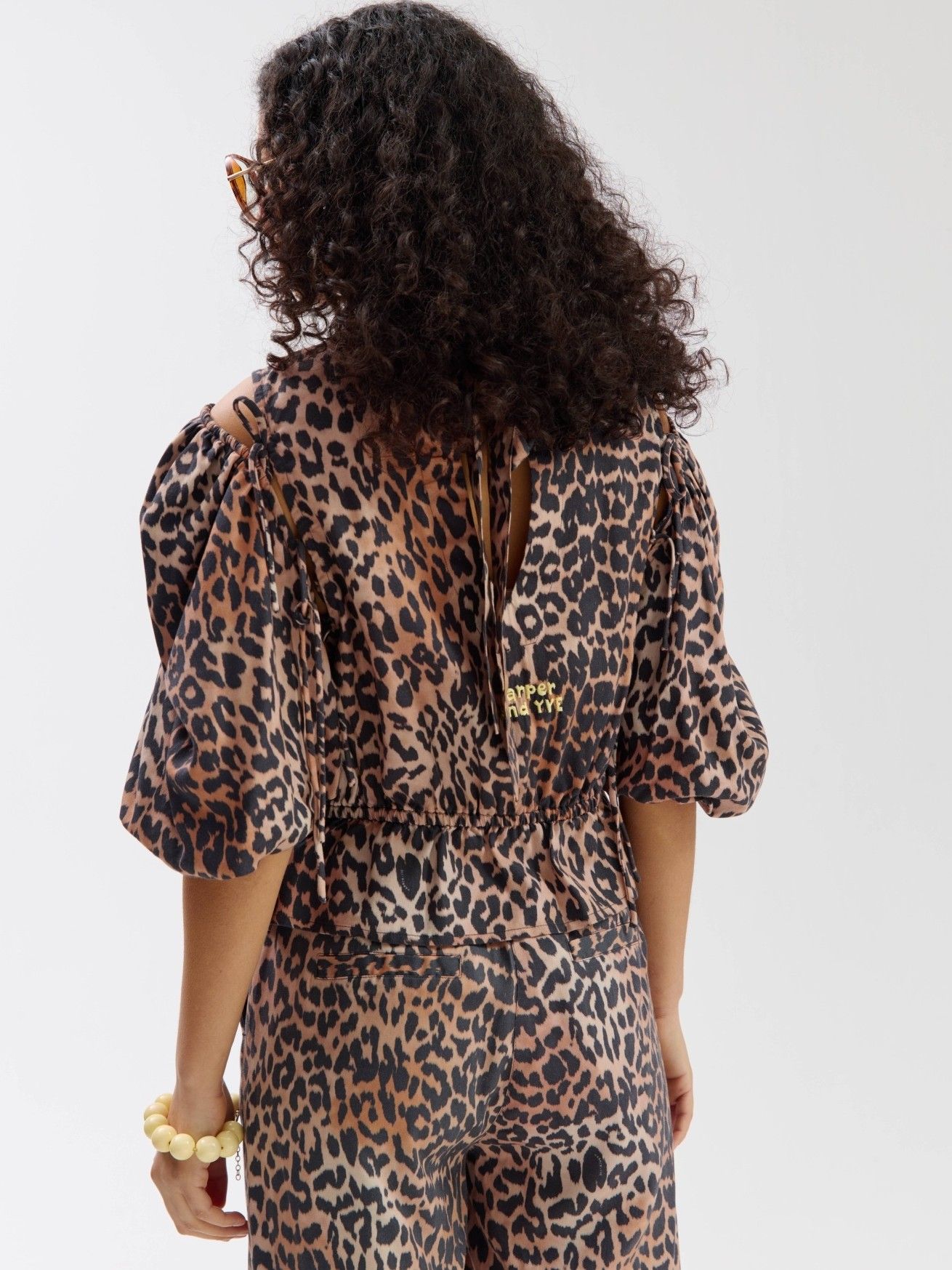 HARPER & YVE - BLOUSE - Beige
