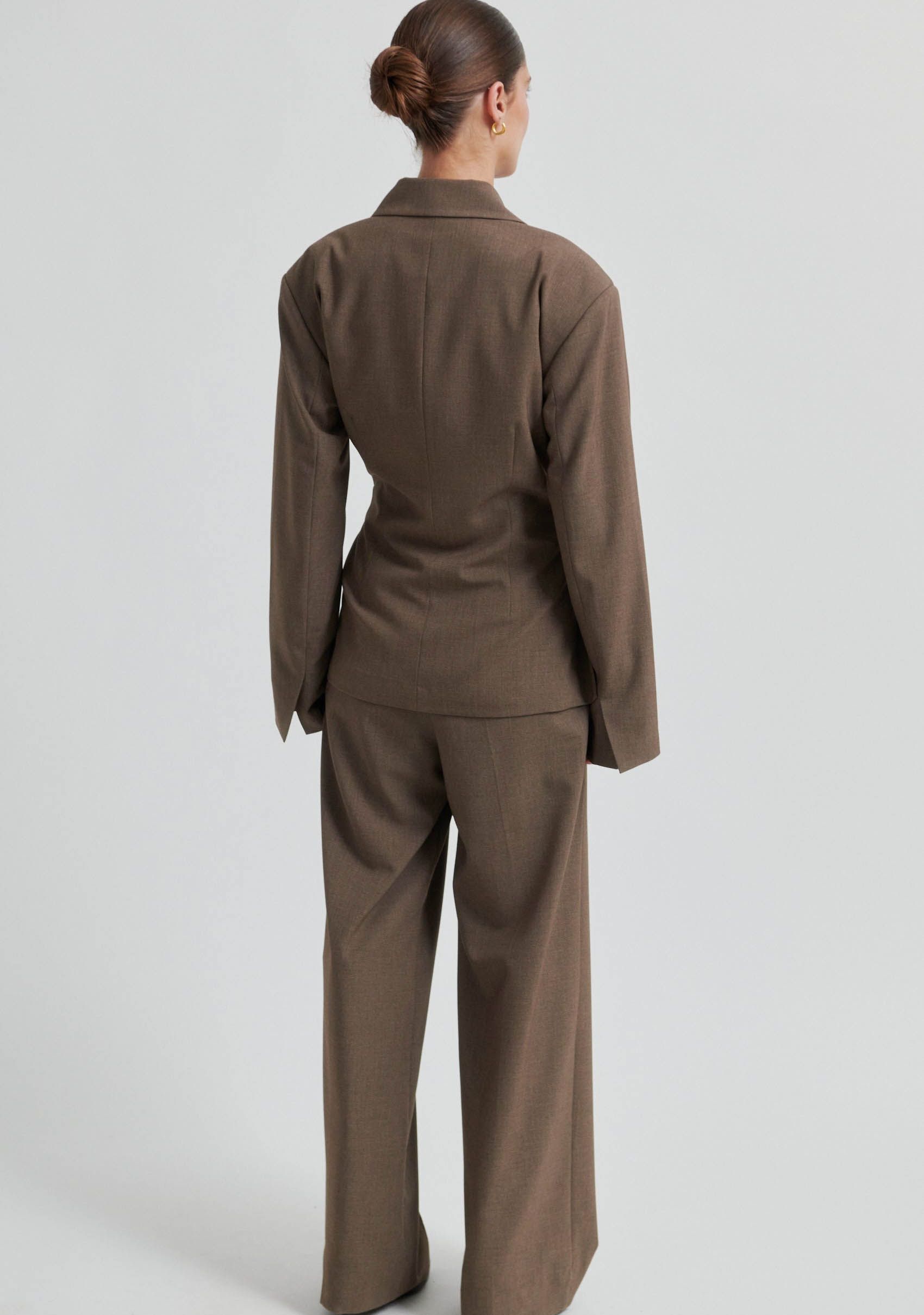 SECOND FEMALE BLAZER