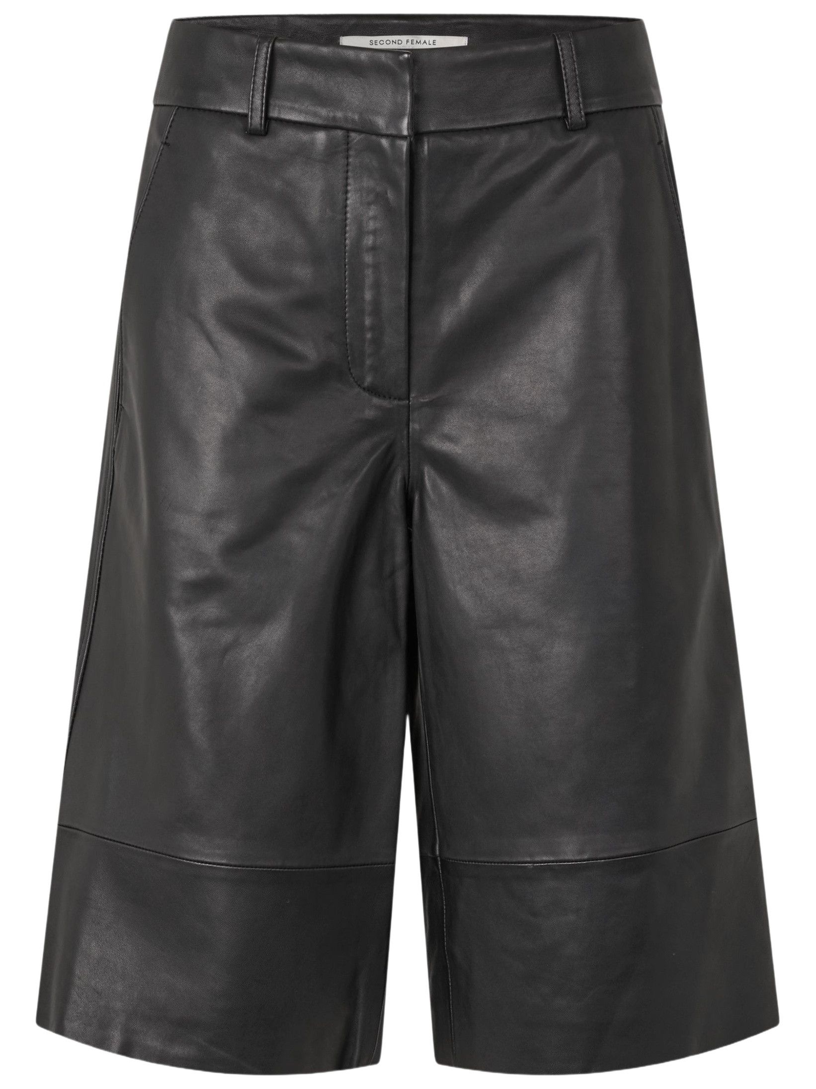 SECOND FEMALE BERMUDA