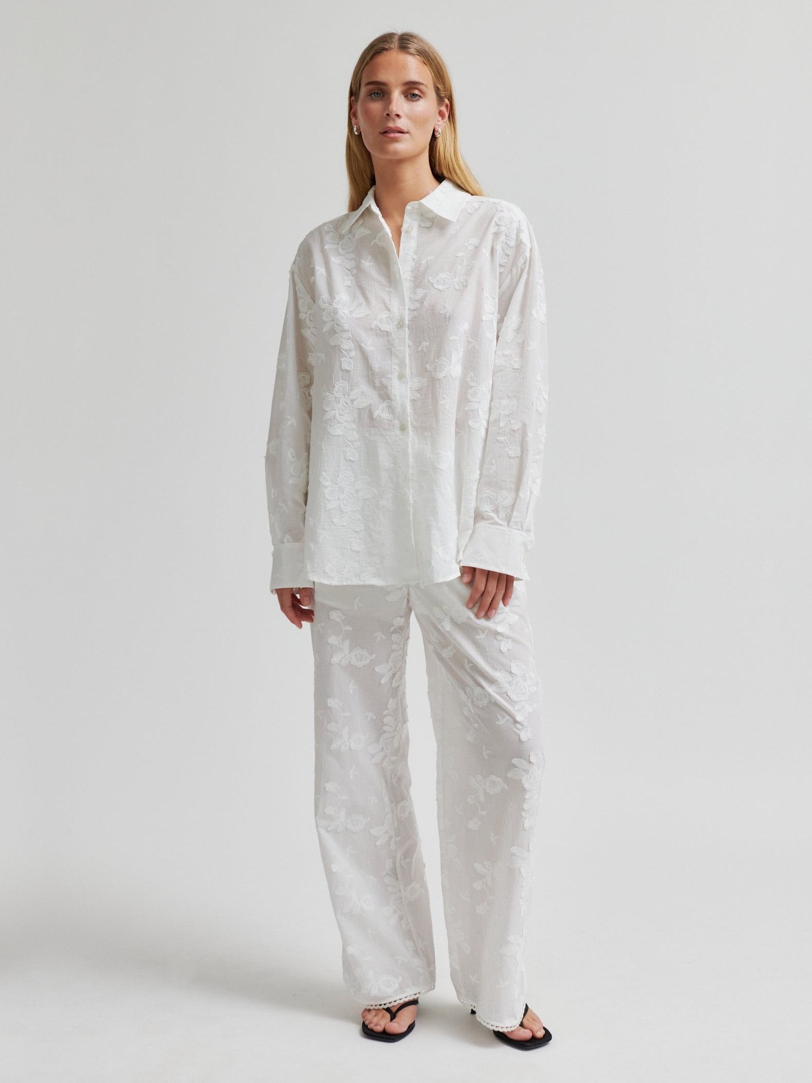 SECOND FEMALE BLOUSE