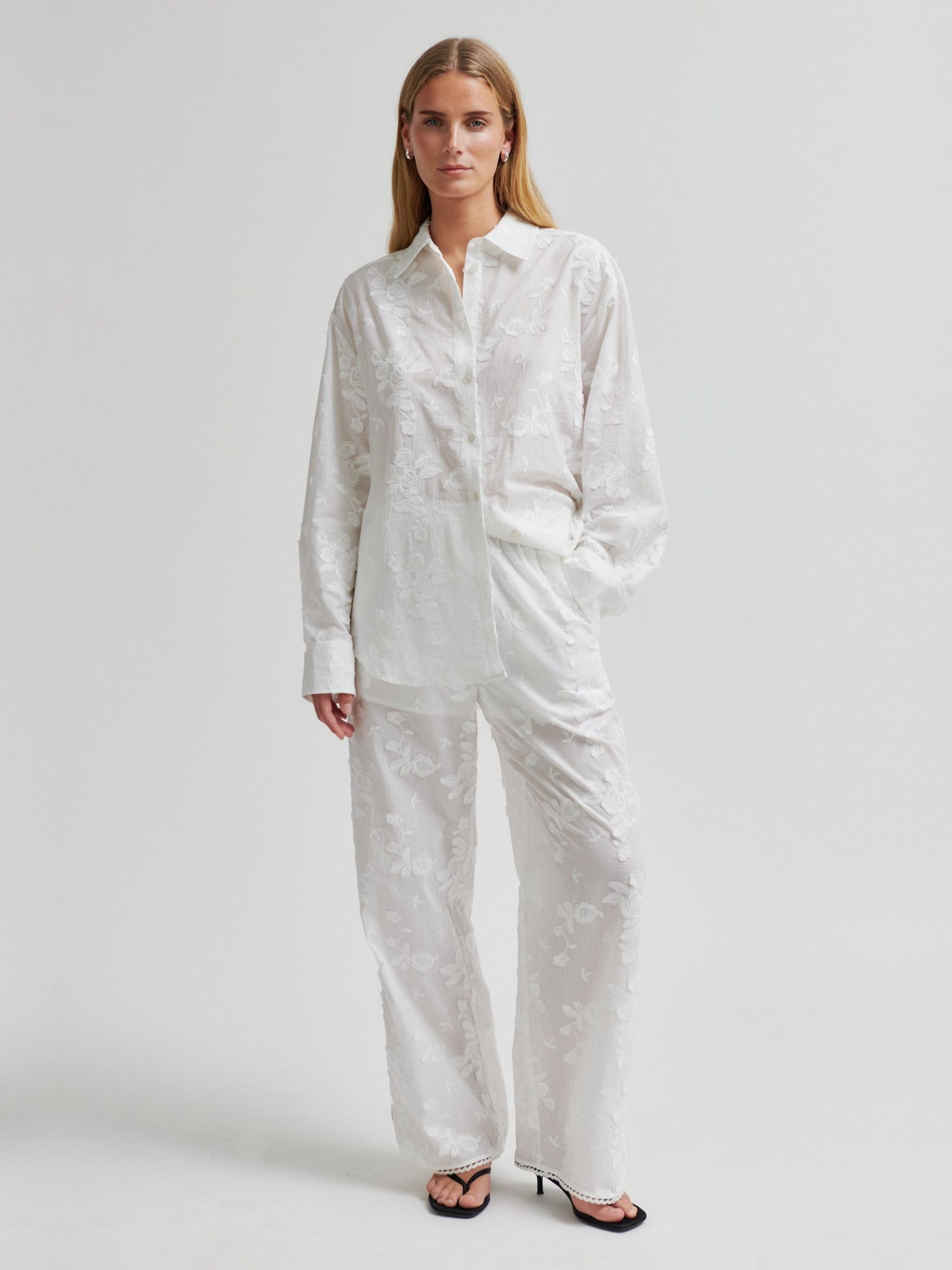 SECOND FEMALE PANTALON