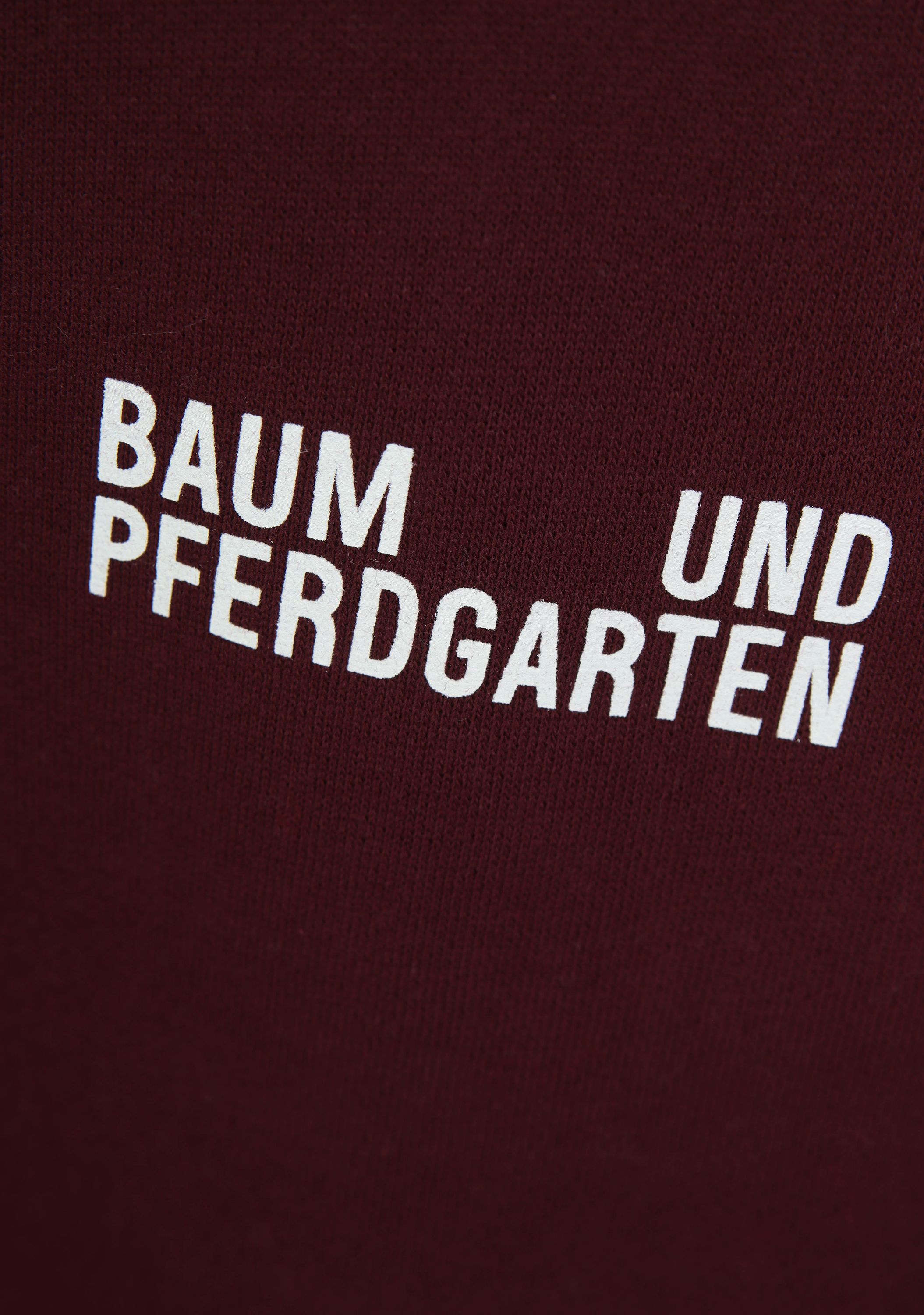 BAUM UND PFERDGARTEN TOP