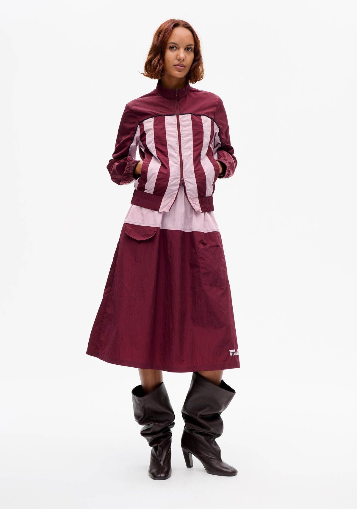 BAUM UND PFERDGARTEN ROK