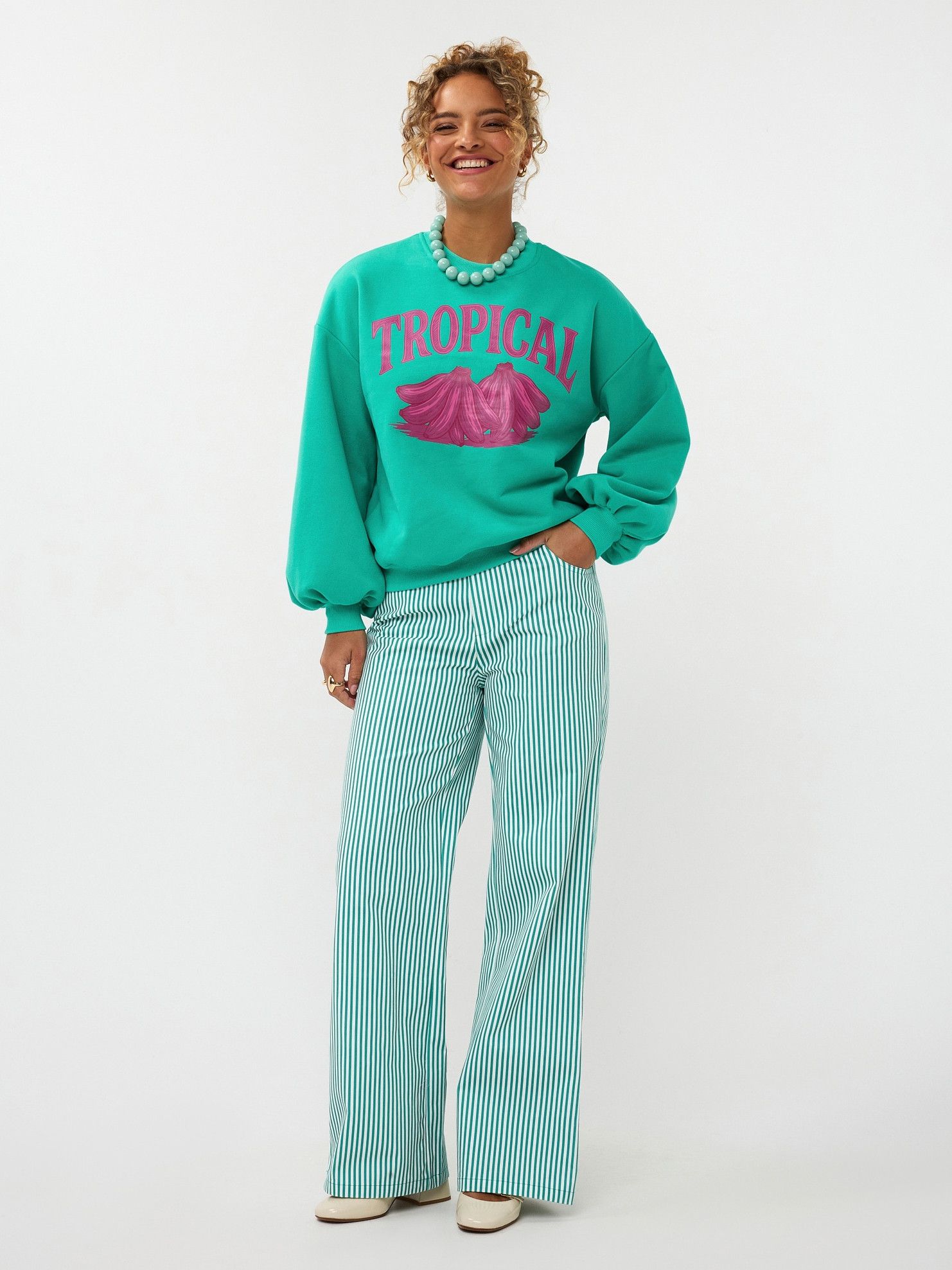 YDENCE SWEATER