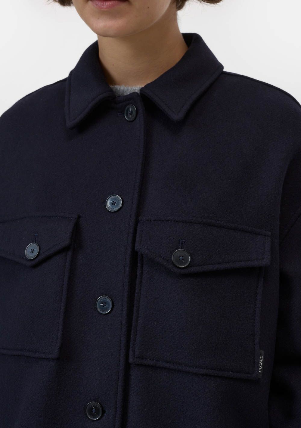 CLOSED OVERSHIRT