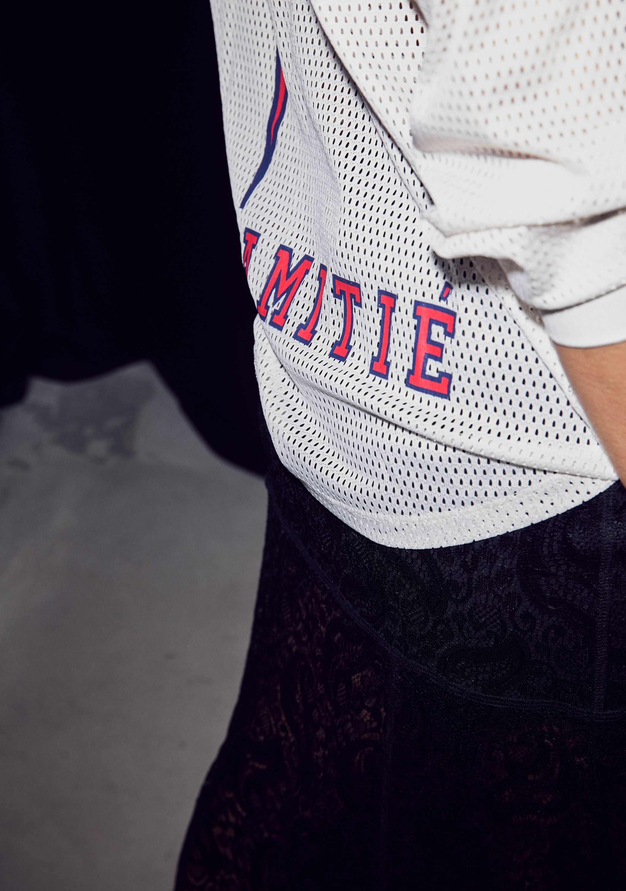 HAUTE L'AMITIÉ SHIRT