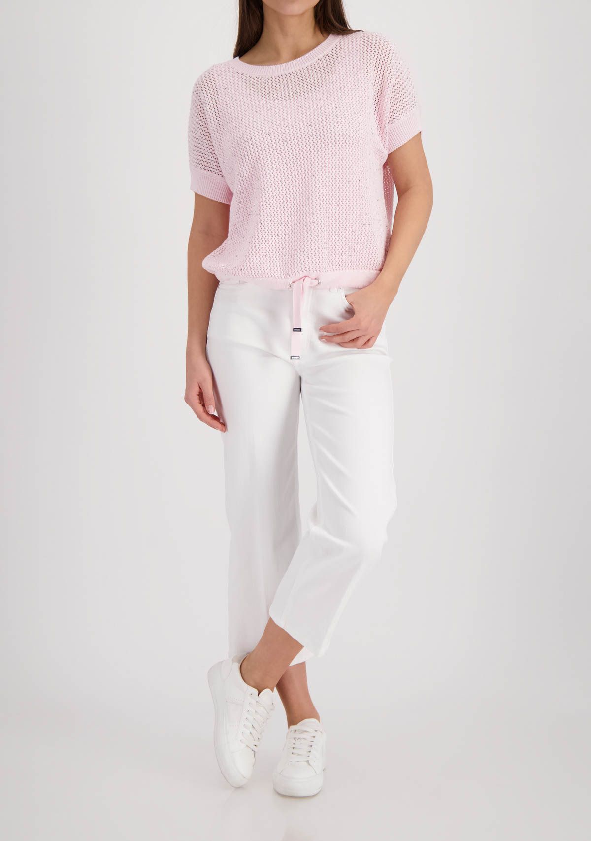 MONARI TRUI KORTE MOUW