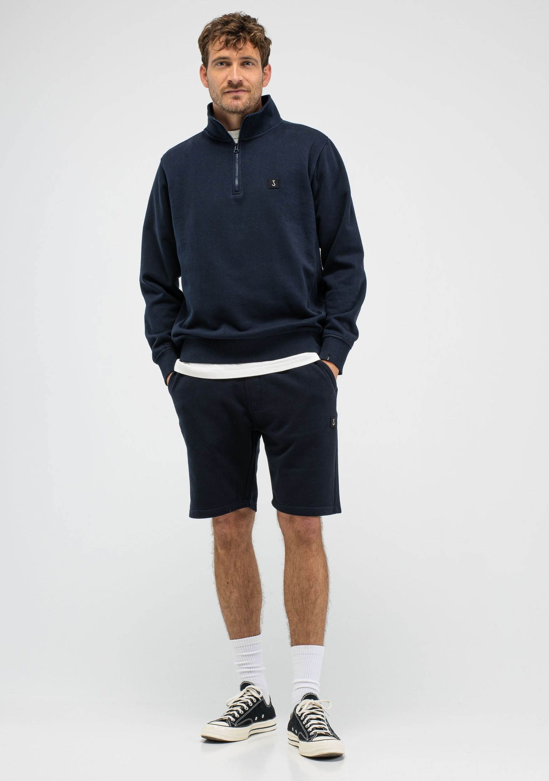 BUTCHER OF BLUE SWEATER