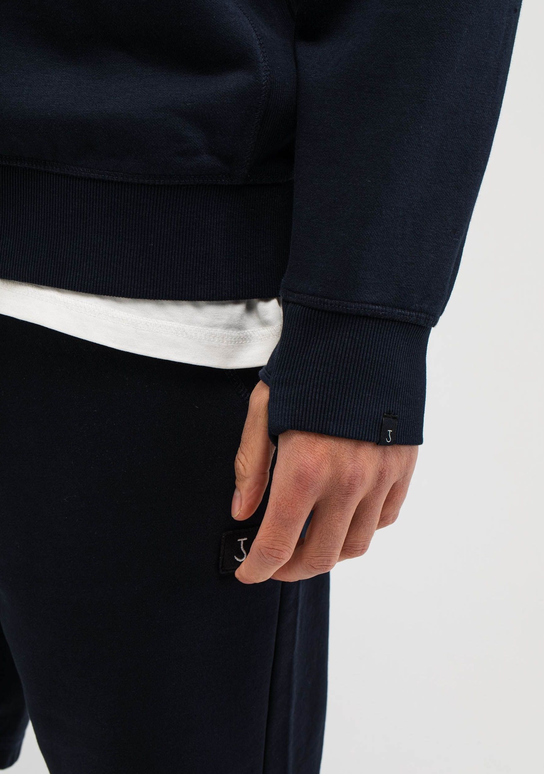 BUTCHER OF BLUE SWEATER