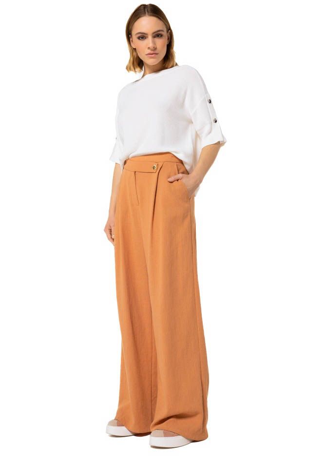 CAROLINE BISS TRUI KORTE MOUW